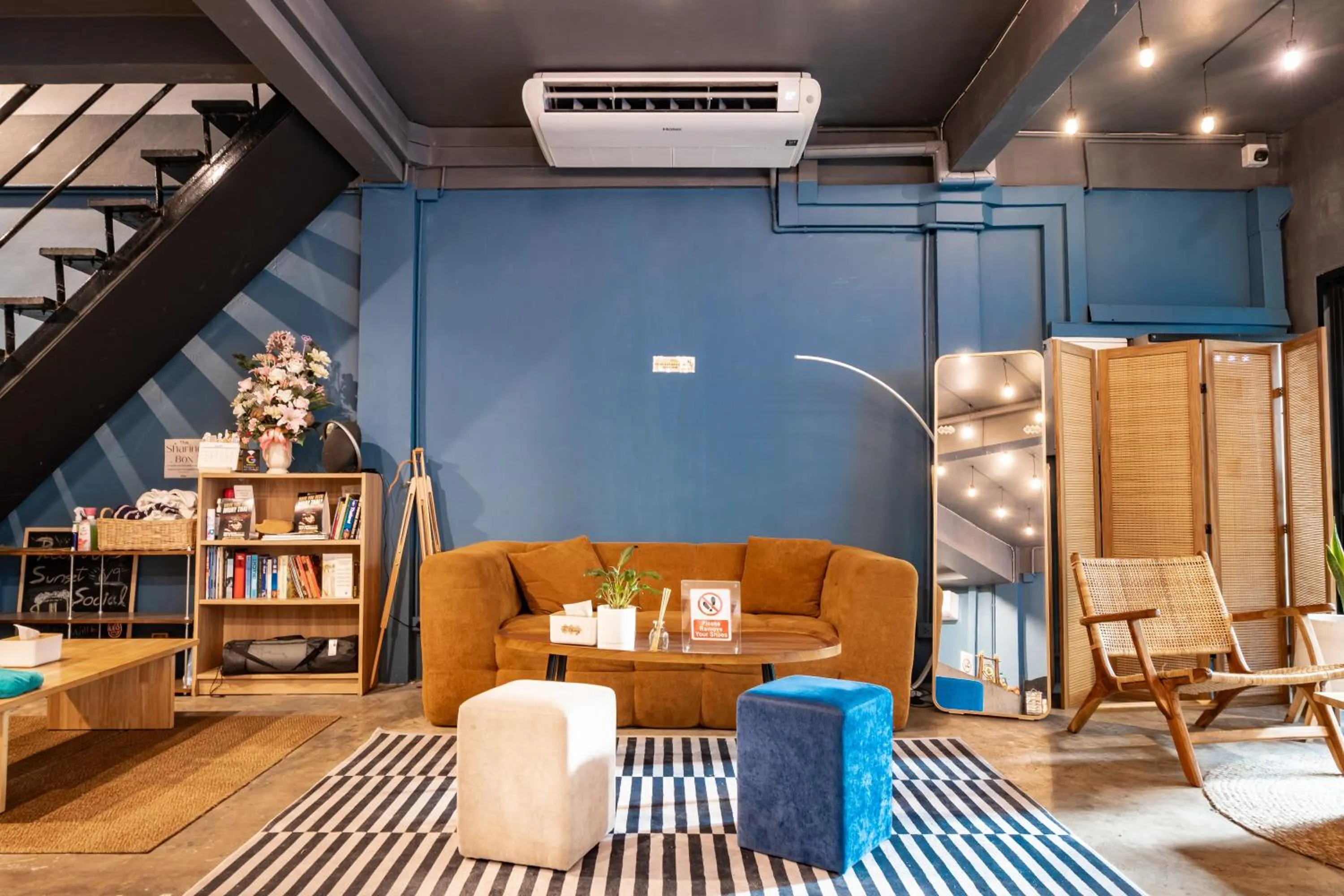 Property building in Ti Thong Hostel