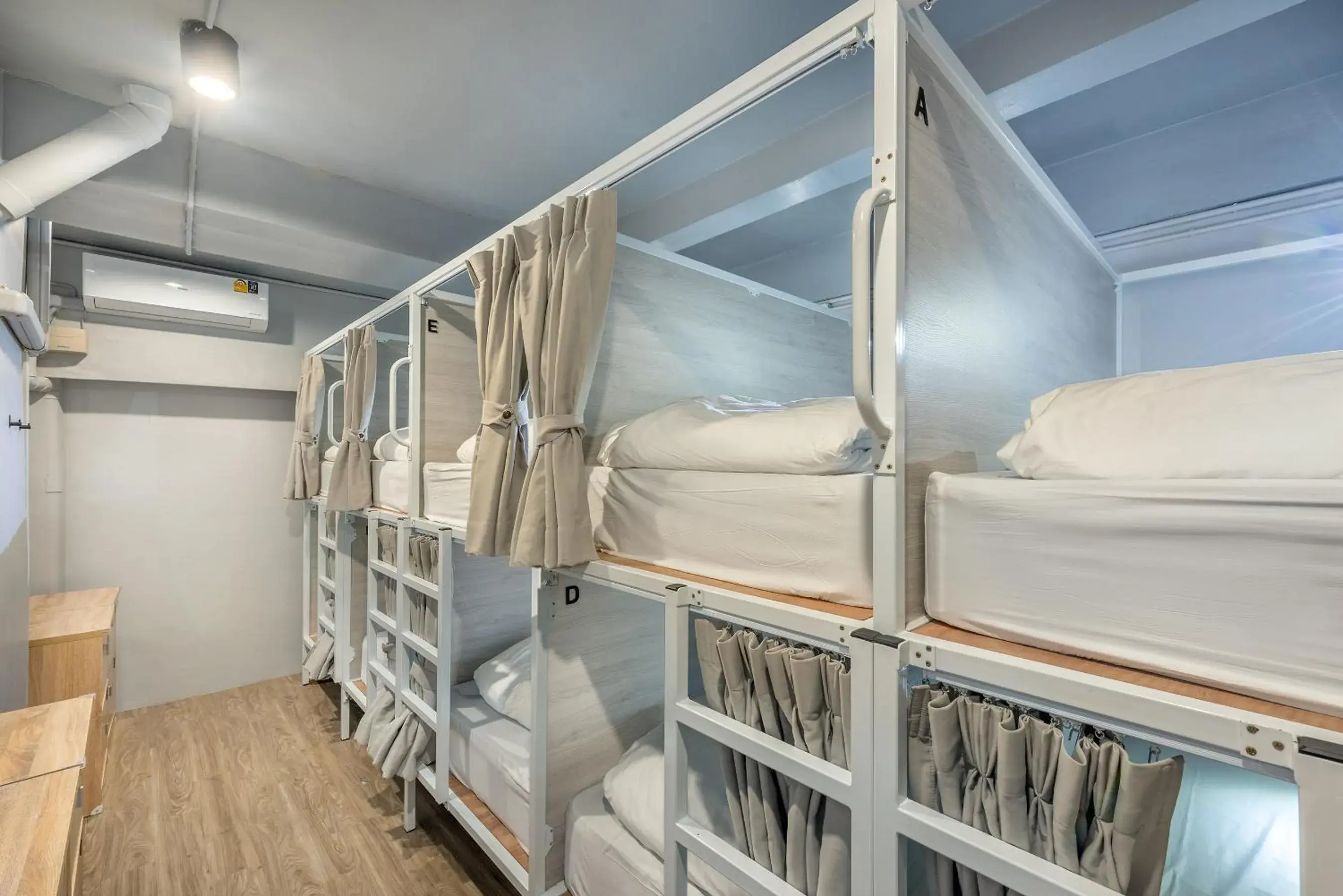 Bedroom, Bed in Ti Thong Hostel Bedroom, Bed in Ti Thong Hostel