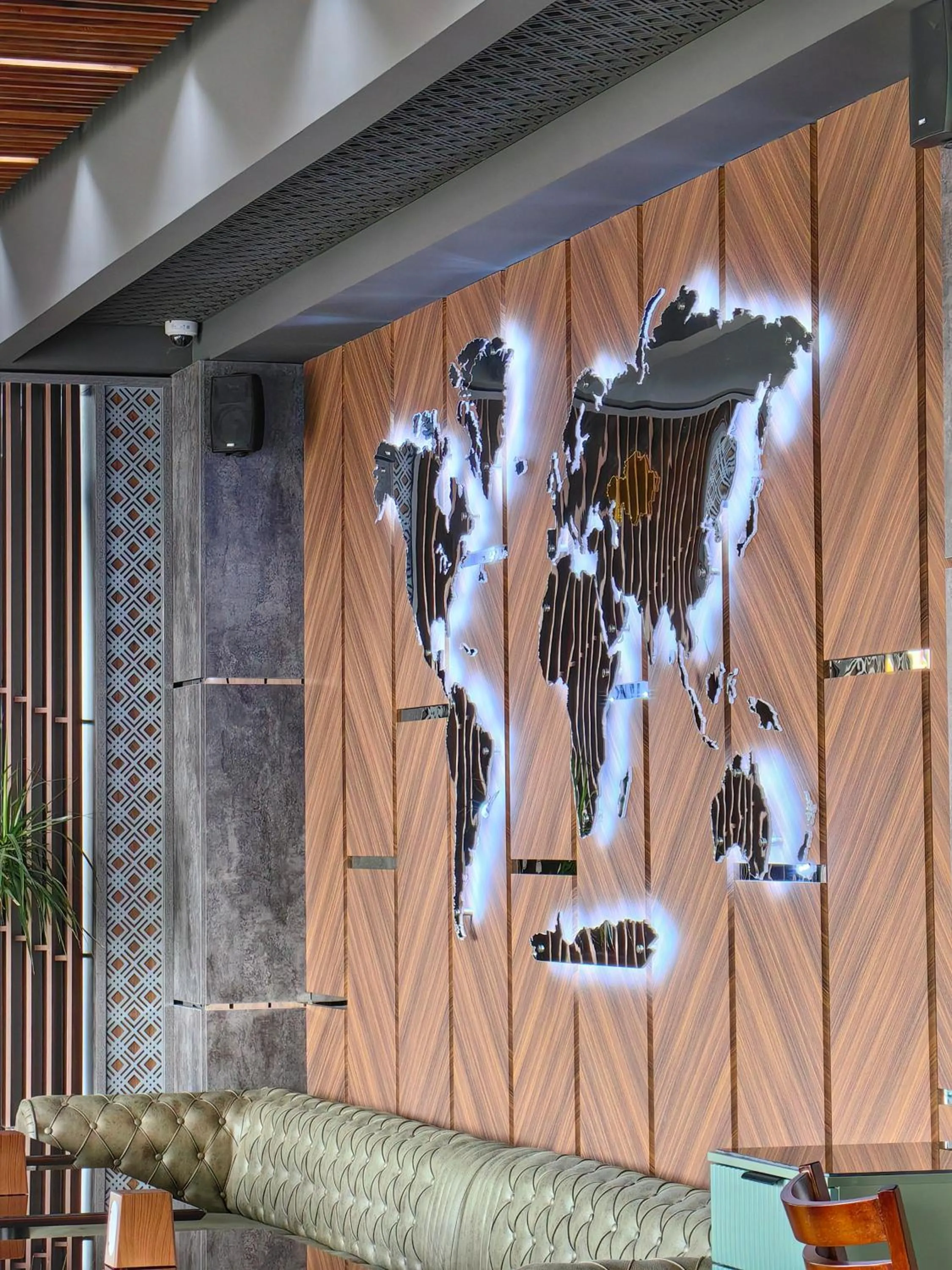 Restaurant/places to eat in Shymkent Park Hotel