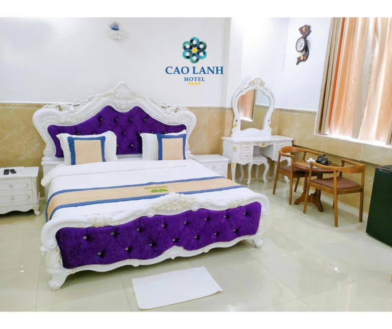 Bedroom, Bed in Cao Lanh Hotel