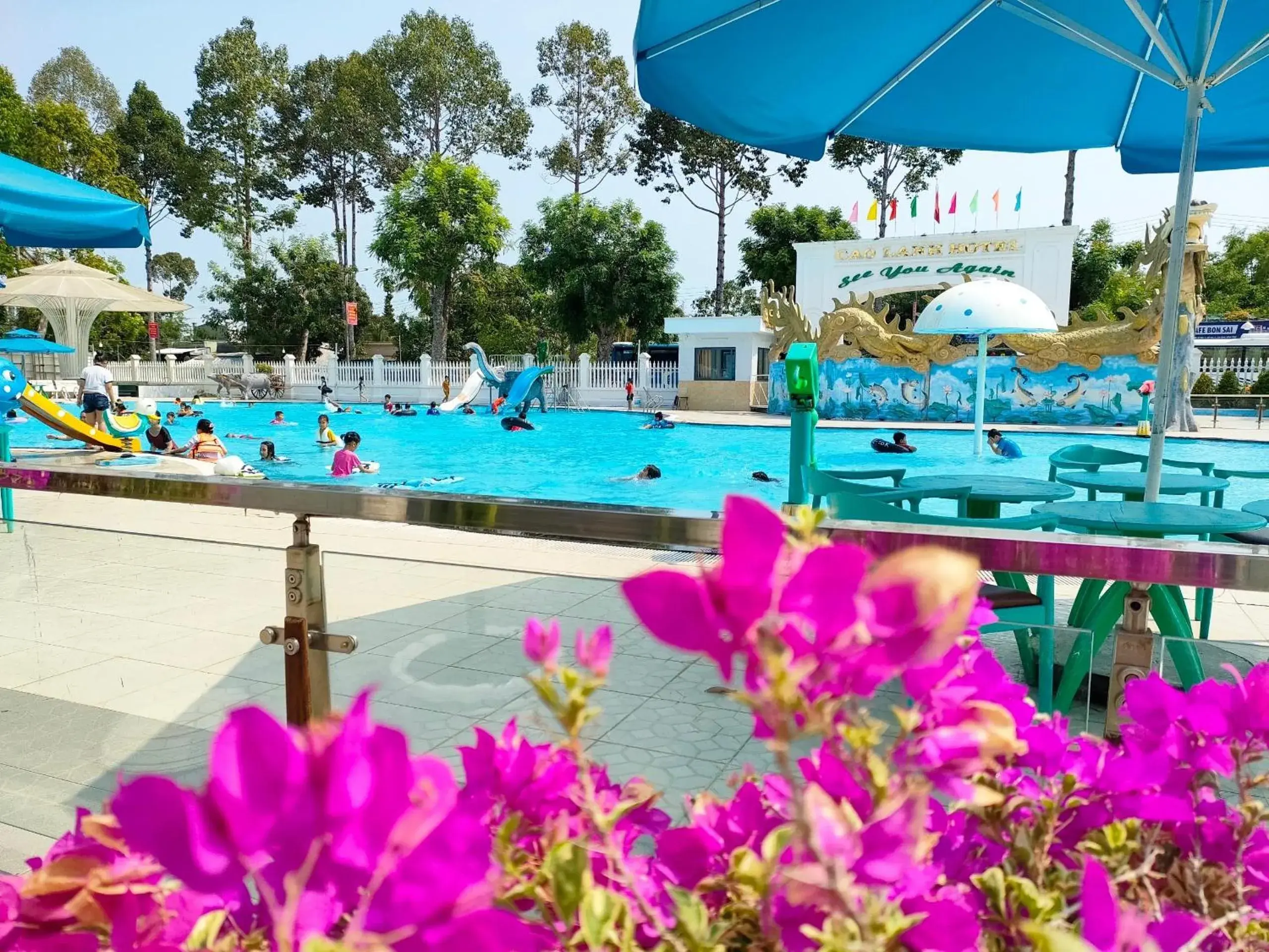 Pool view in Cao Lanh Hotel Pool view in Cao Lanh Hotel
