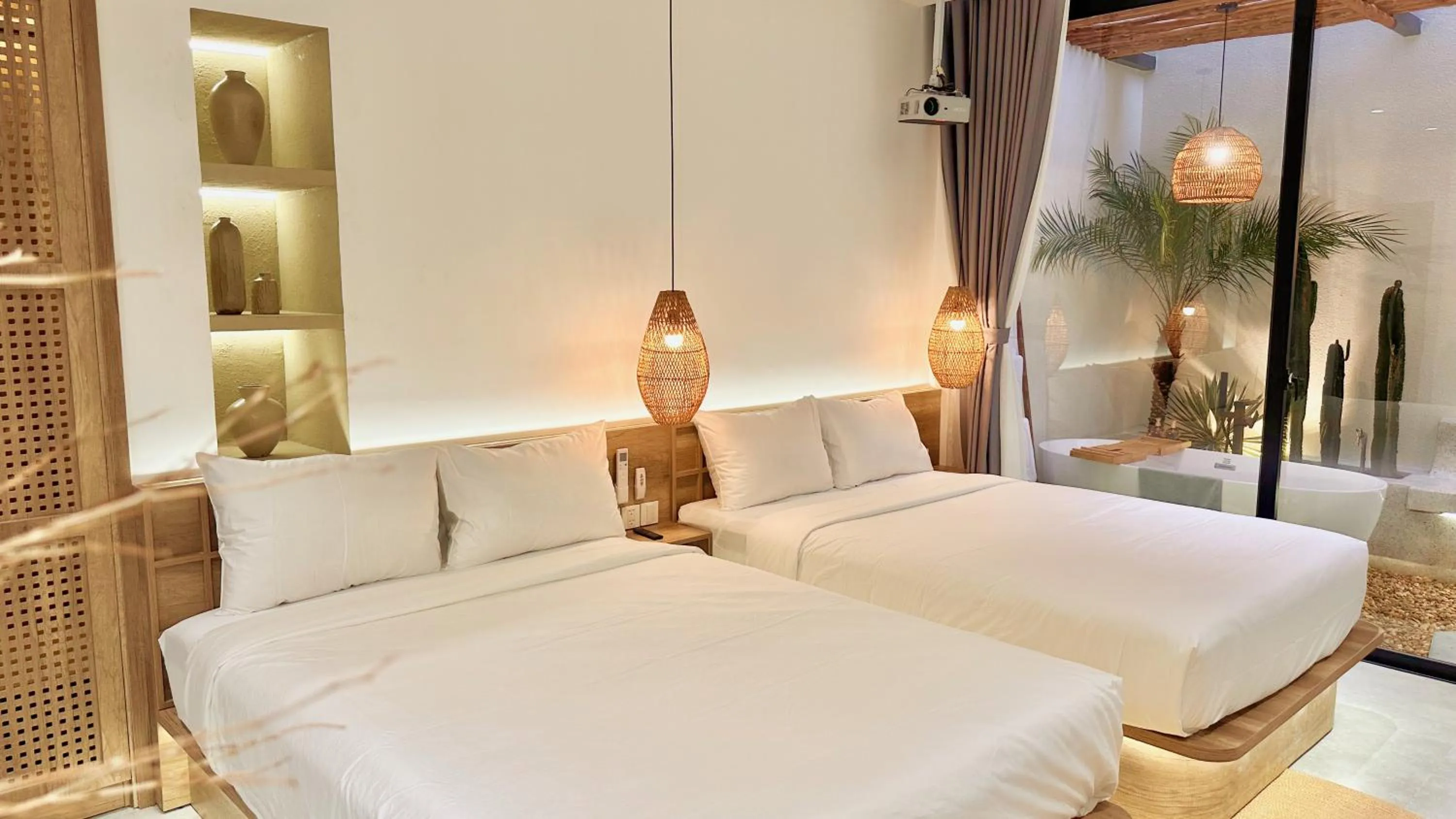 Twin Room with Garden View in Kin Wander Trung Sơn