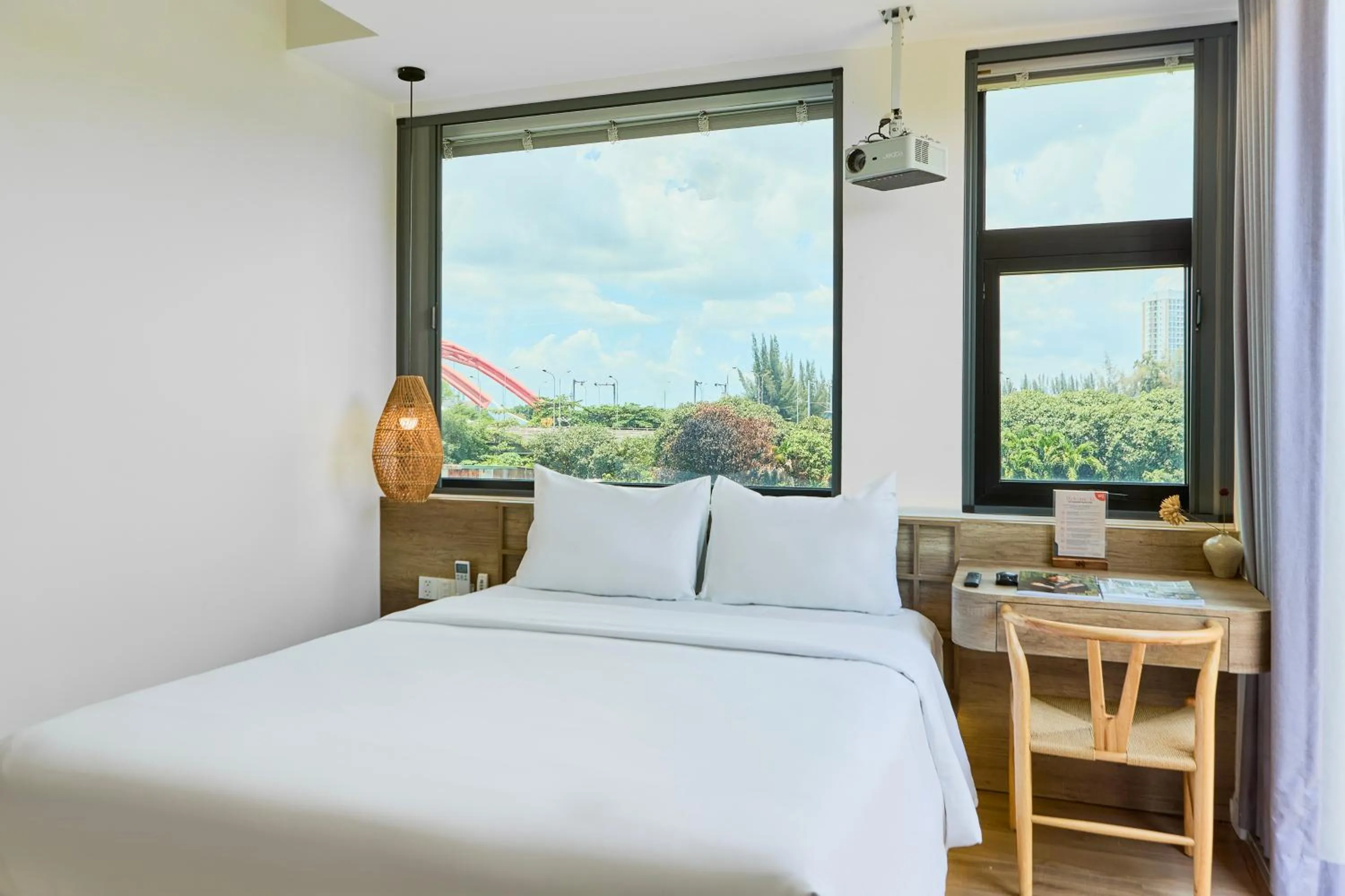 City view, Bed in Kin Wander Trung Sơn