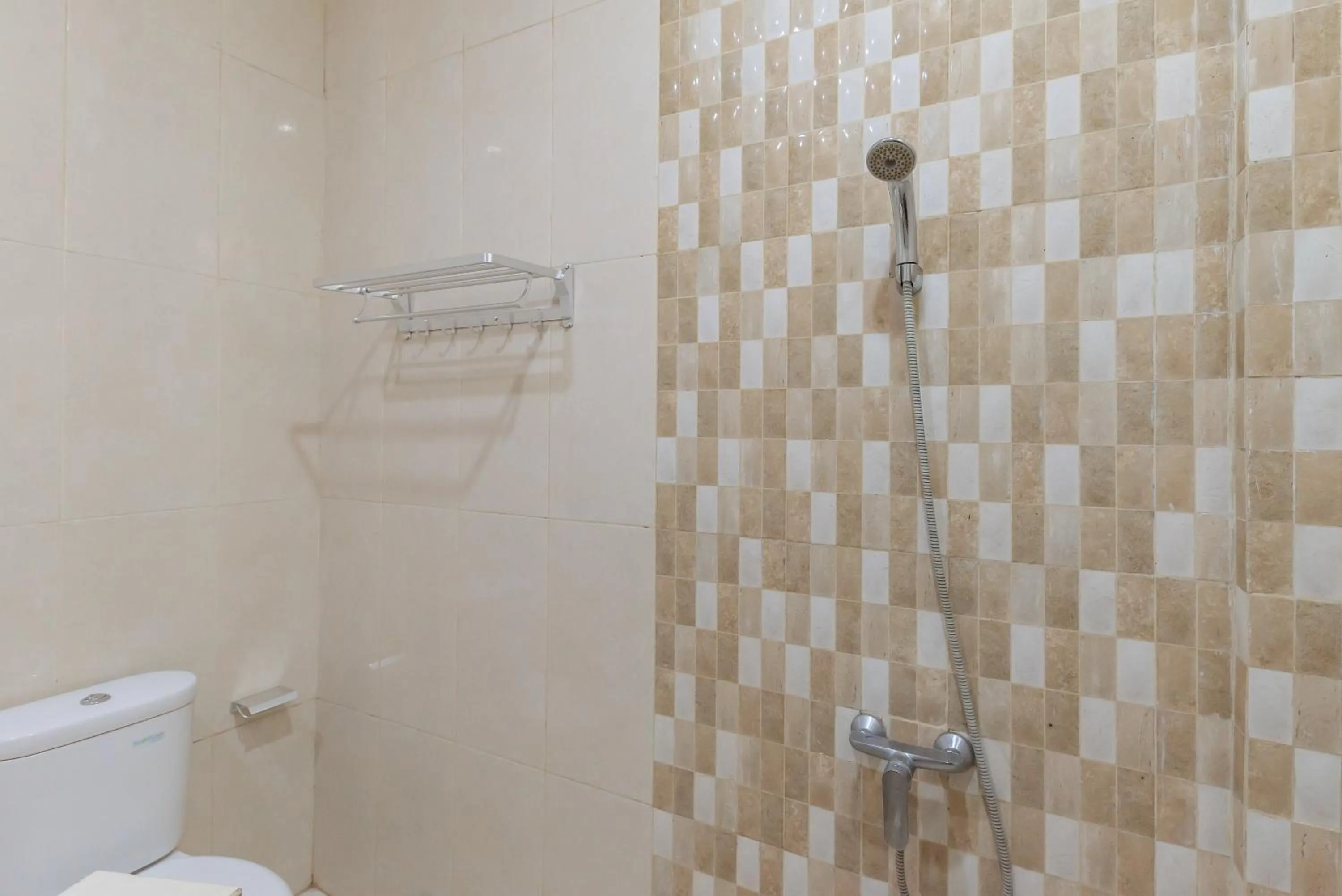 Bathroom in Urbanview Resort Botol Cisarua Puncak Bogor