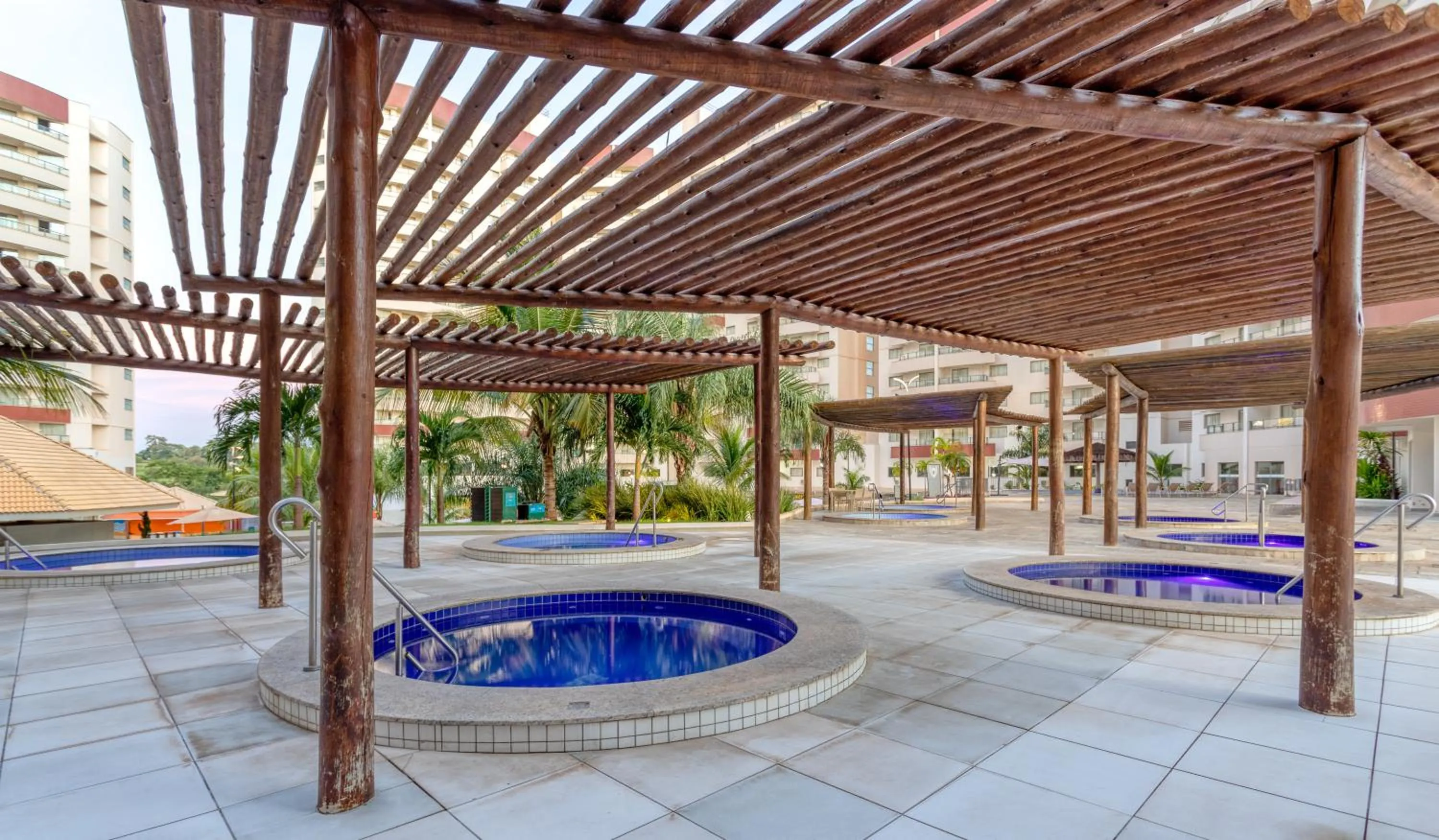 Hot Tub in Wyndham Olímpia Royal Hotels