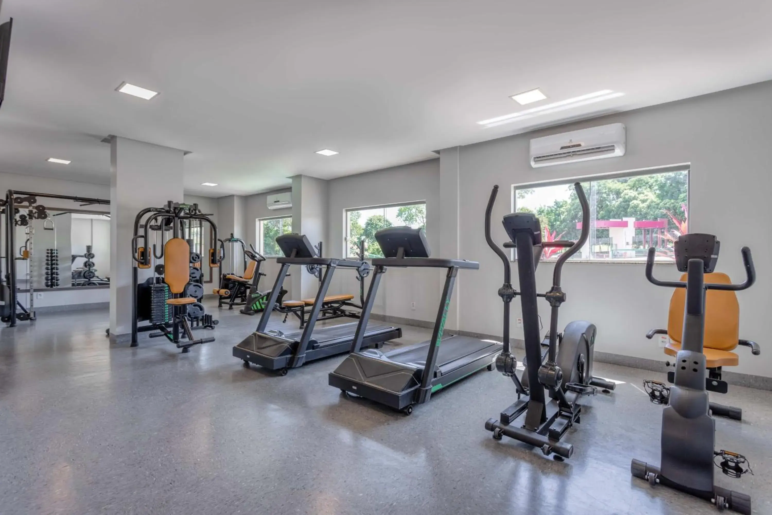 Fitness centre/facilities in Wyndham Olímpia Royal Hotels Fitness centre/facilities in Wyndham Olímpia Royal Hotels