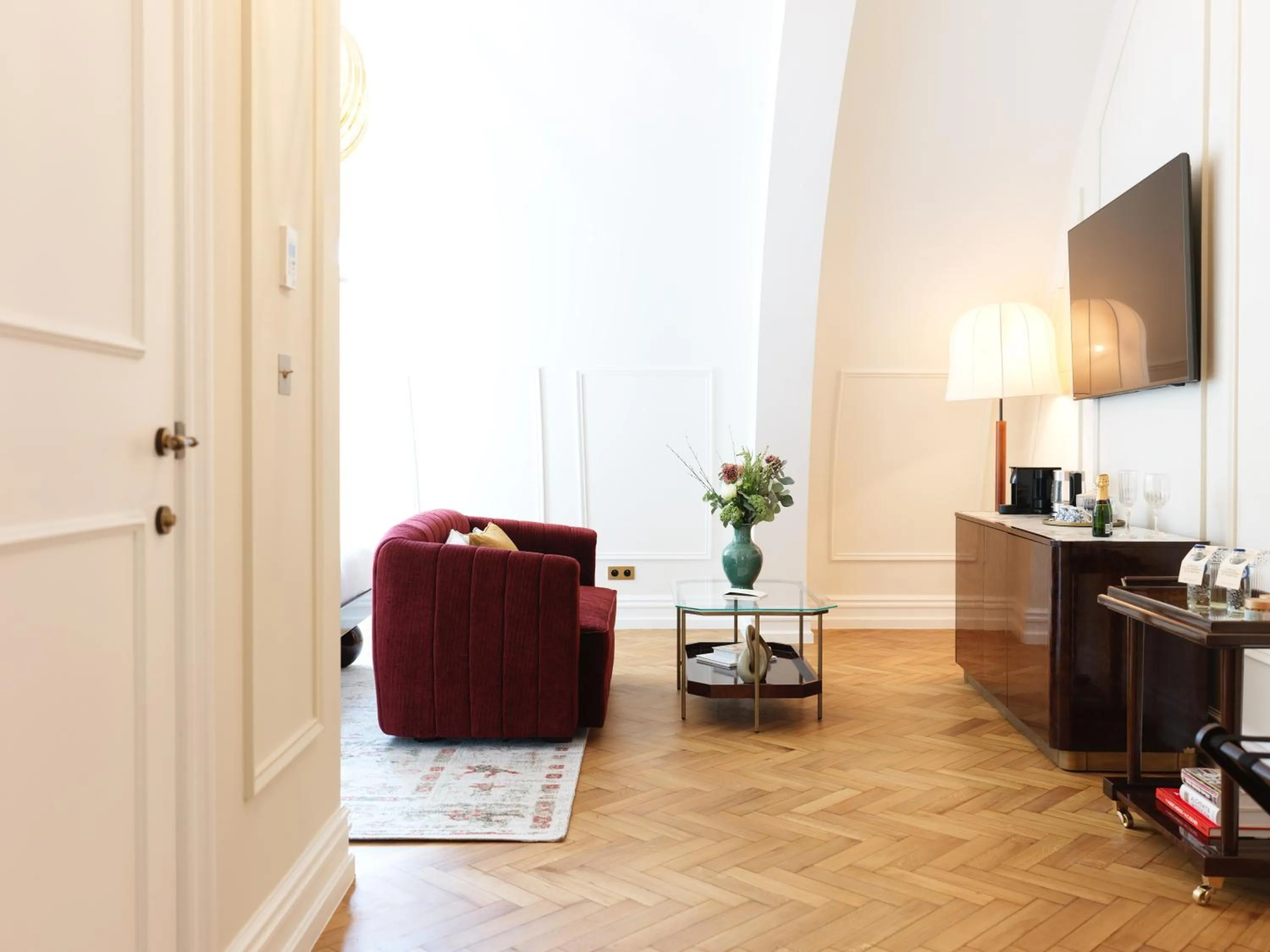 TV and multimedia in Hotel Fleur de Ville