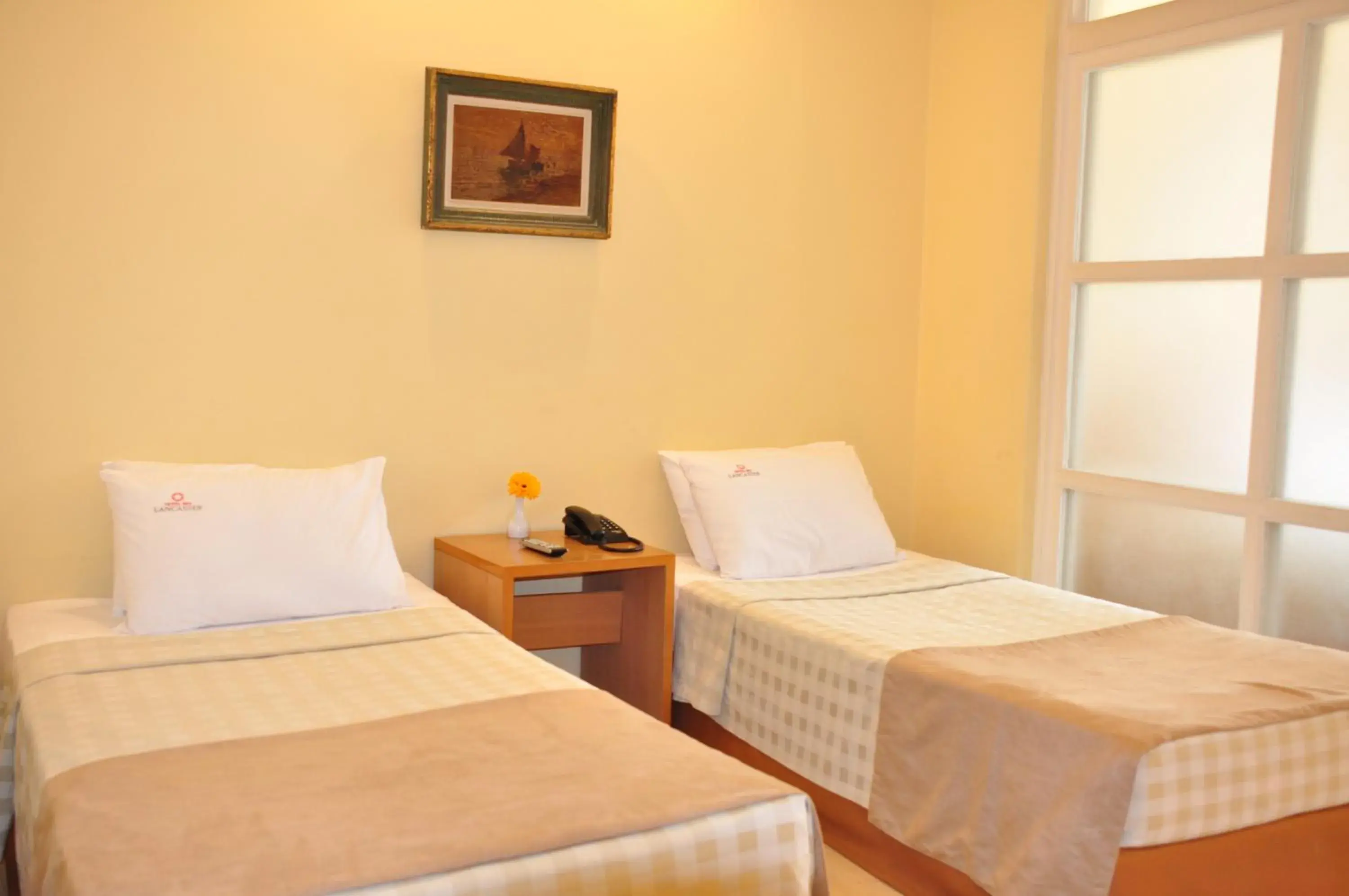 Bed in Hotel Rio Lancaster Bed in Hotel Rio Lancaster