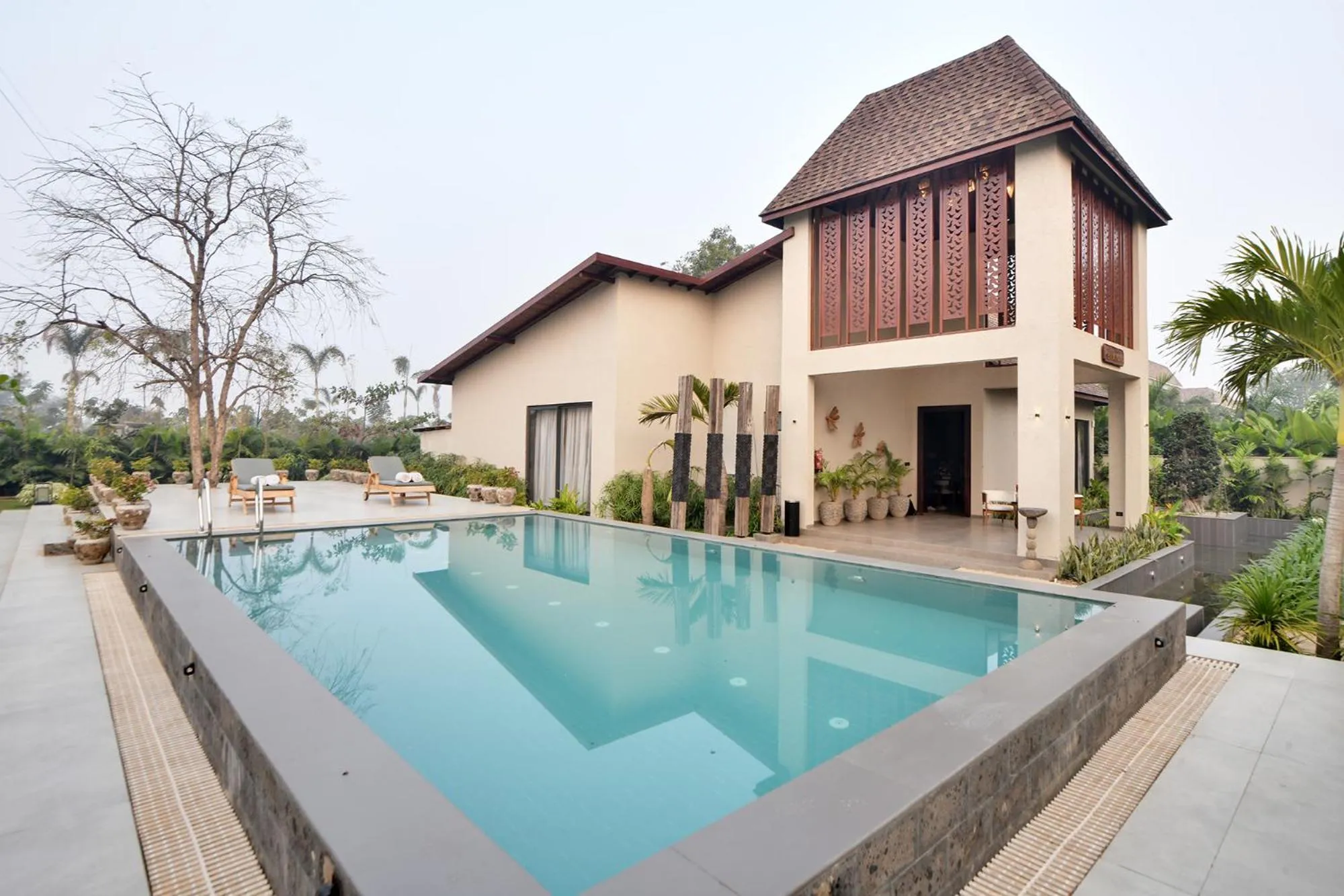 Swimming pool in Maira Resort and Convention Centre