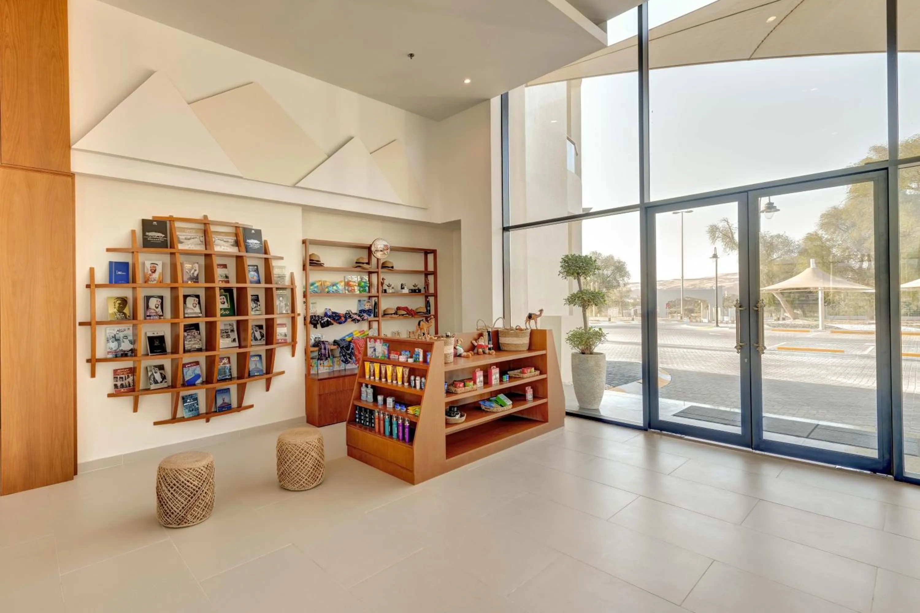 Library in Western Hotel Liwa