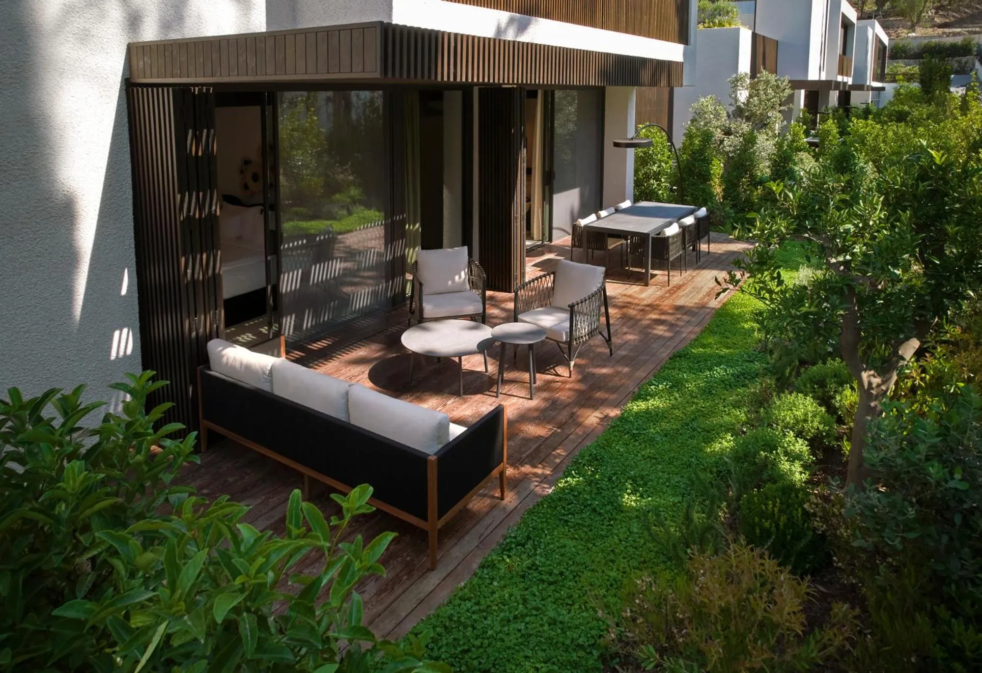 Day in Caja by Maxx Royal