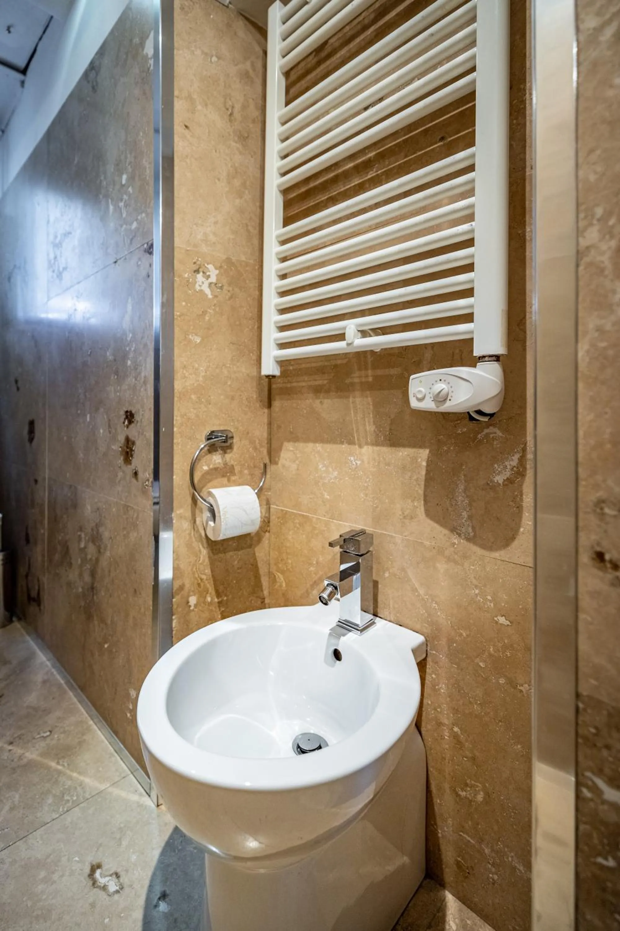 Bathroom in Roommo San Iacopino