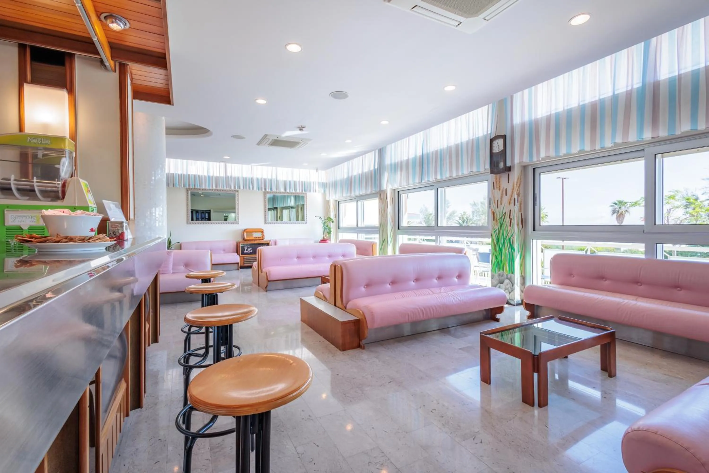 Lounge or bar in Hotel Centrale Miramare