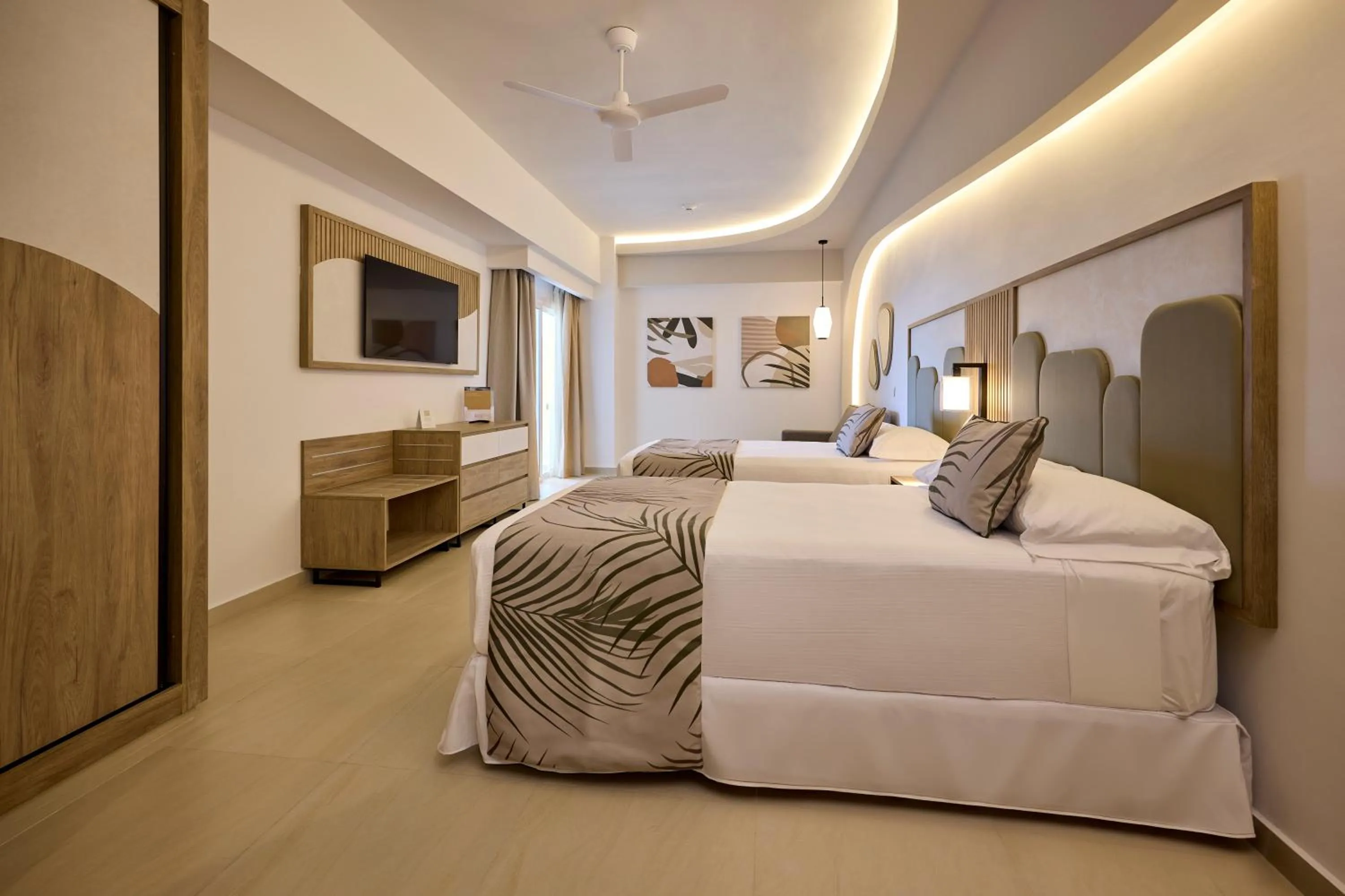 Bed in Riu Palace Aquarelle - All Inclusive