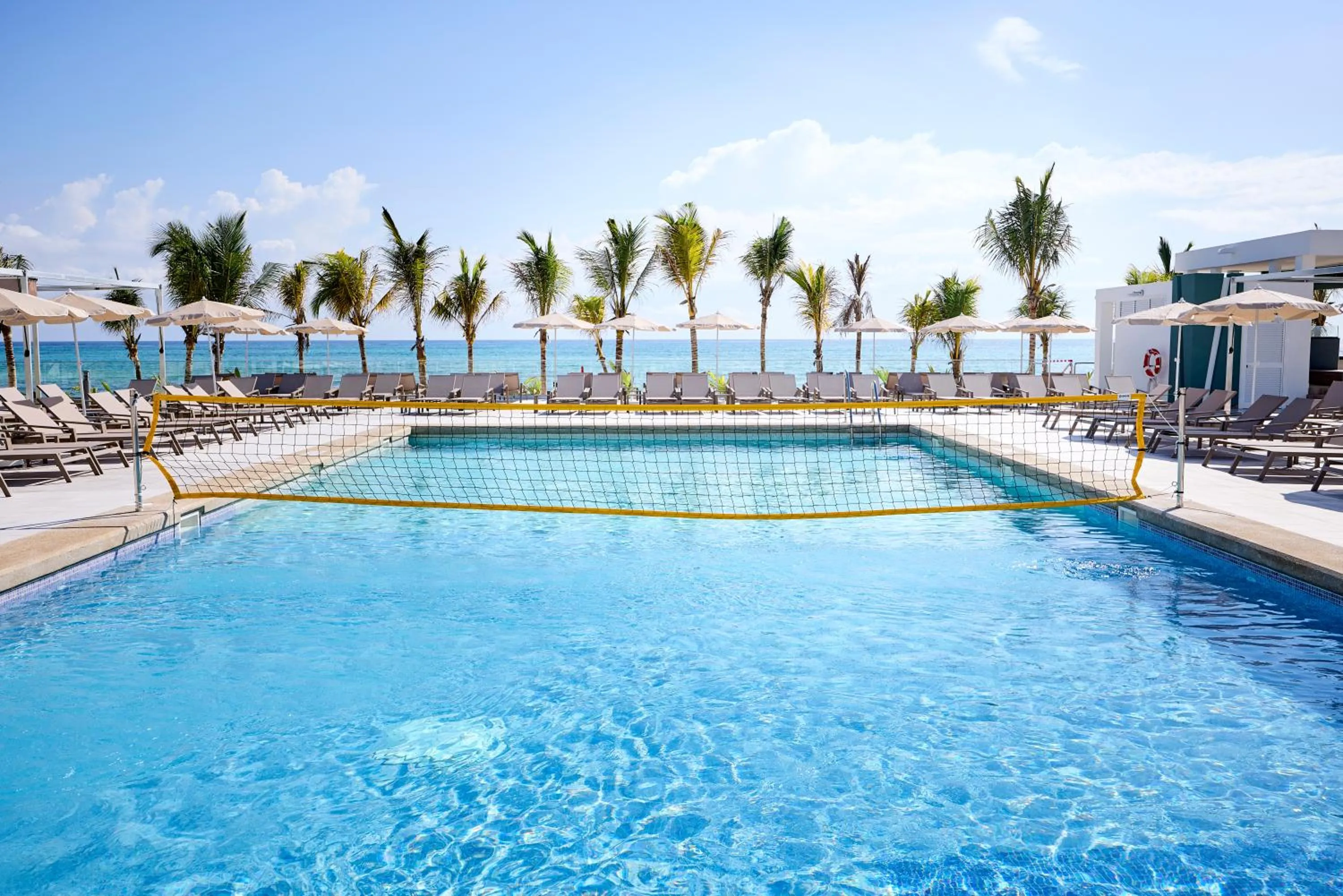 Swimming pool in Riu Palace Aquarelle - All Inclusive