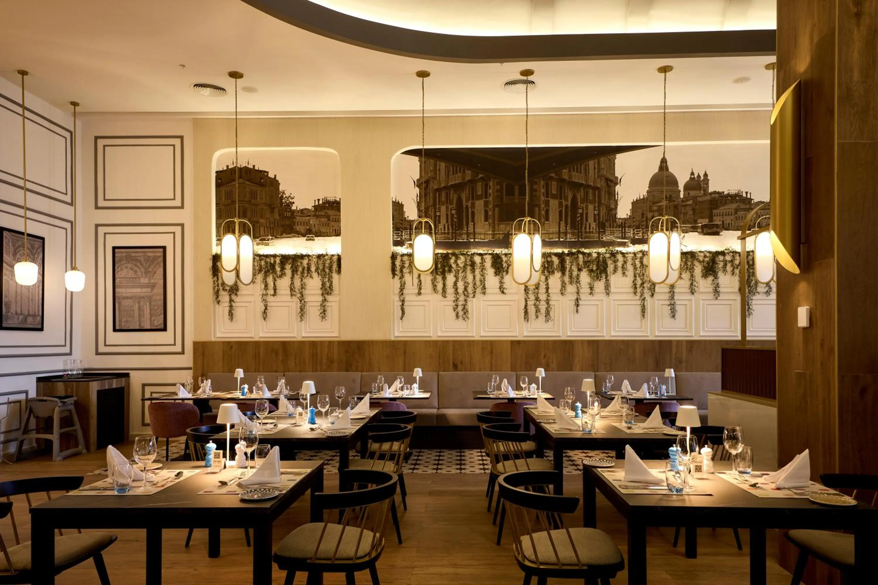 Restaurant/places to eat in Riu Palace Aquarelle - All Inclusive