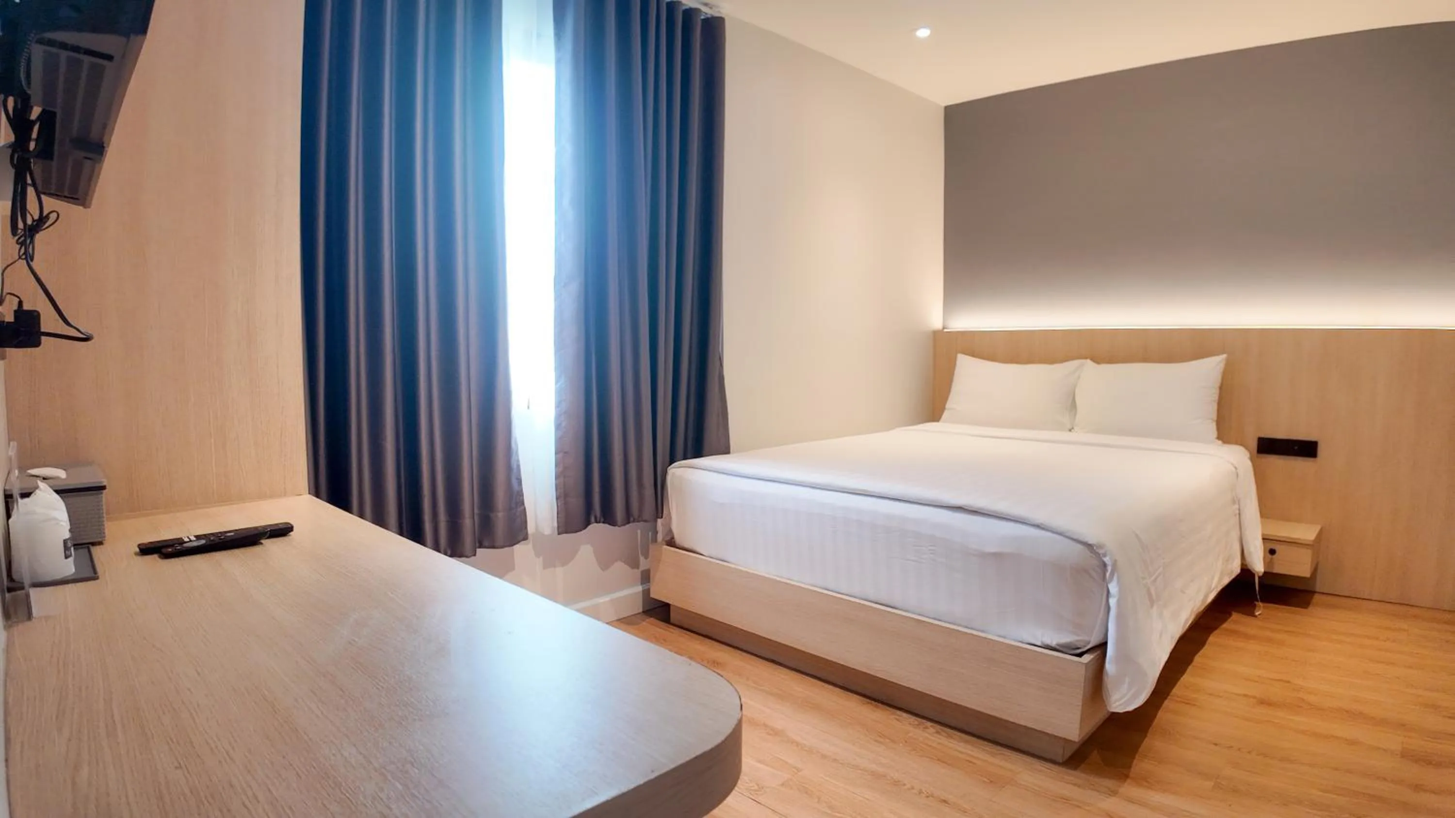 Standard Queen Room in V1 boutique hotel