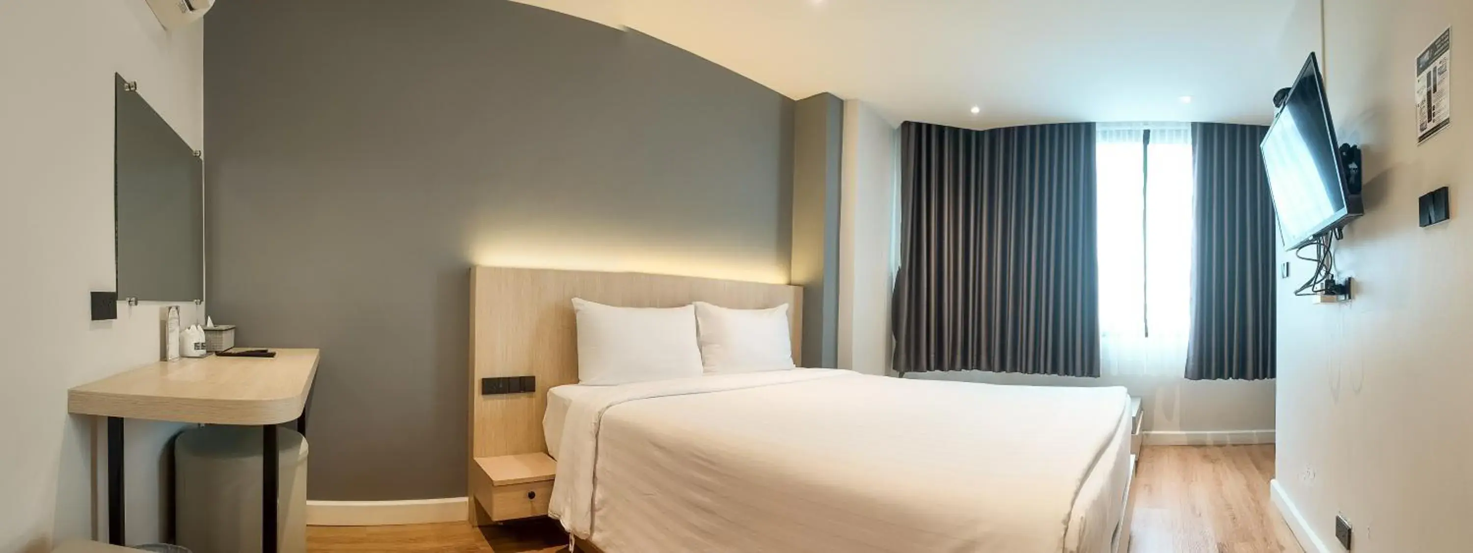 Deluxe Queen Room in V1 boutique hotel Deluxe Queen Room in V1 boutique hotel