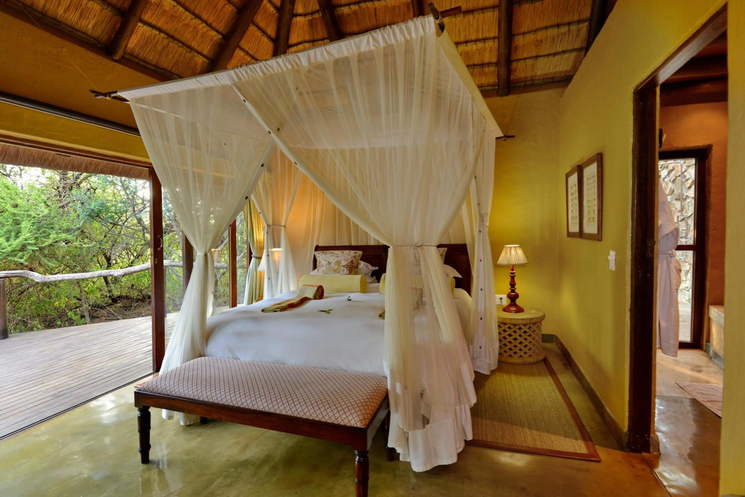 Bedroom, Bed in Motswiri Private Safari Lodge