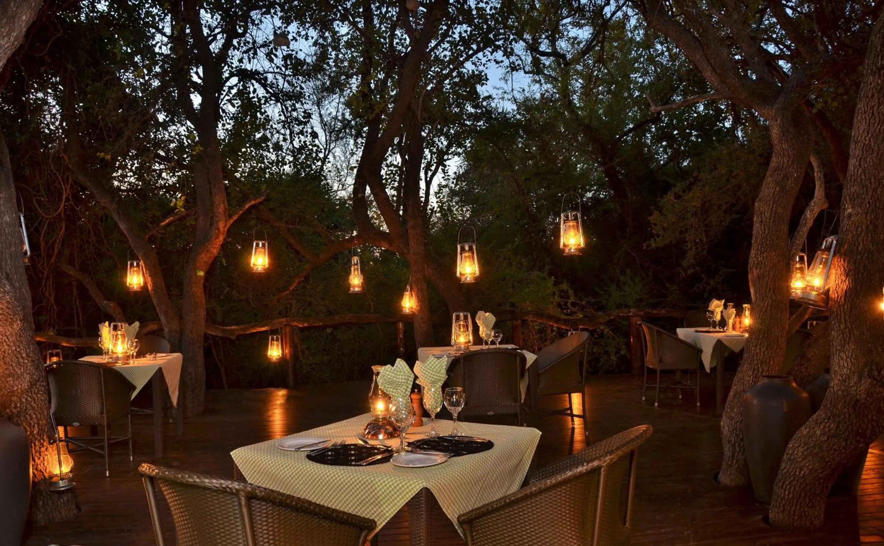 Restaurant/places to eat in Motswiri Private Safari Lodge