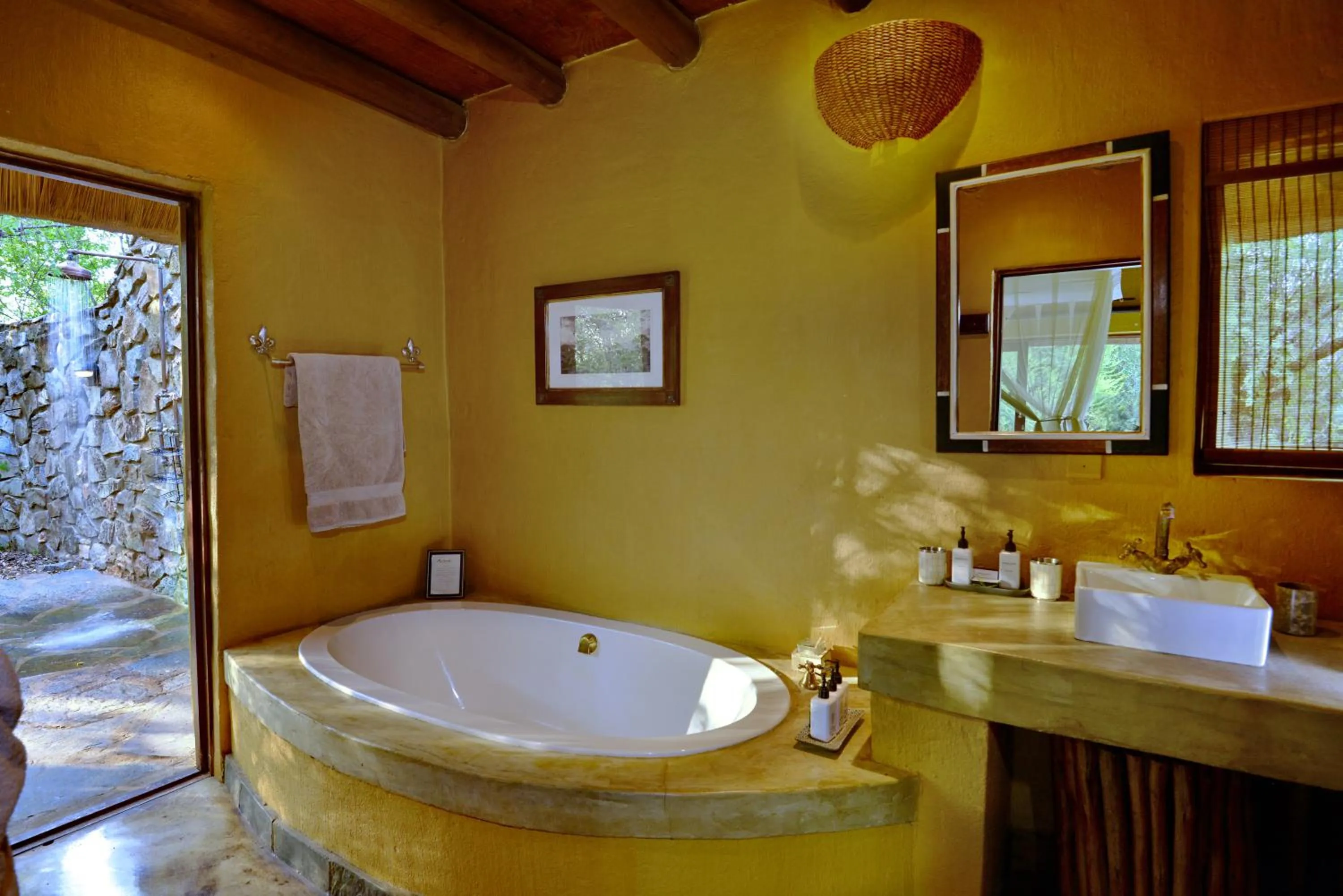 Bathroom in Motswiri Private Safari Lodge