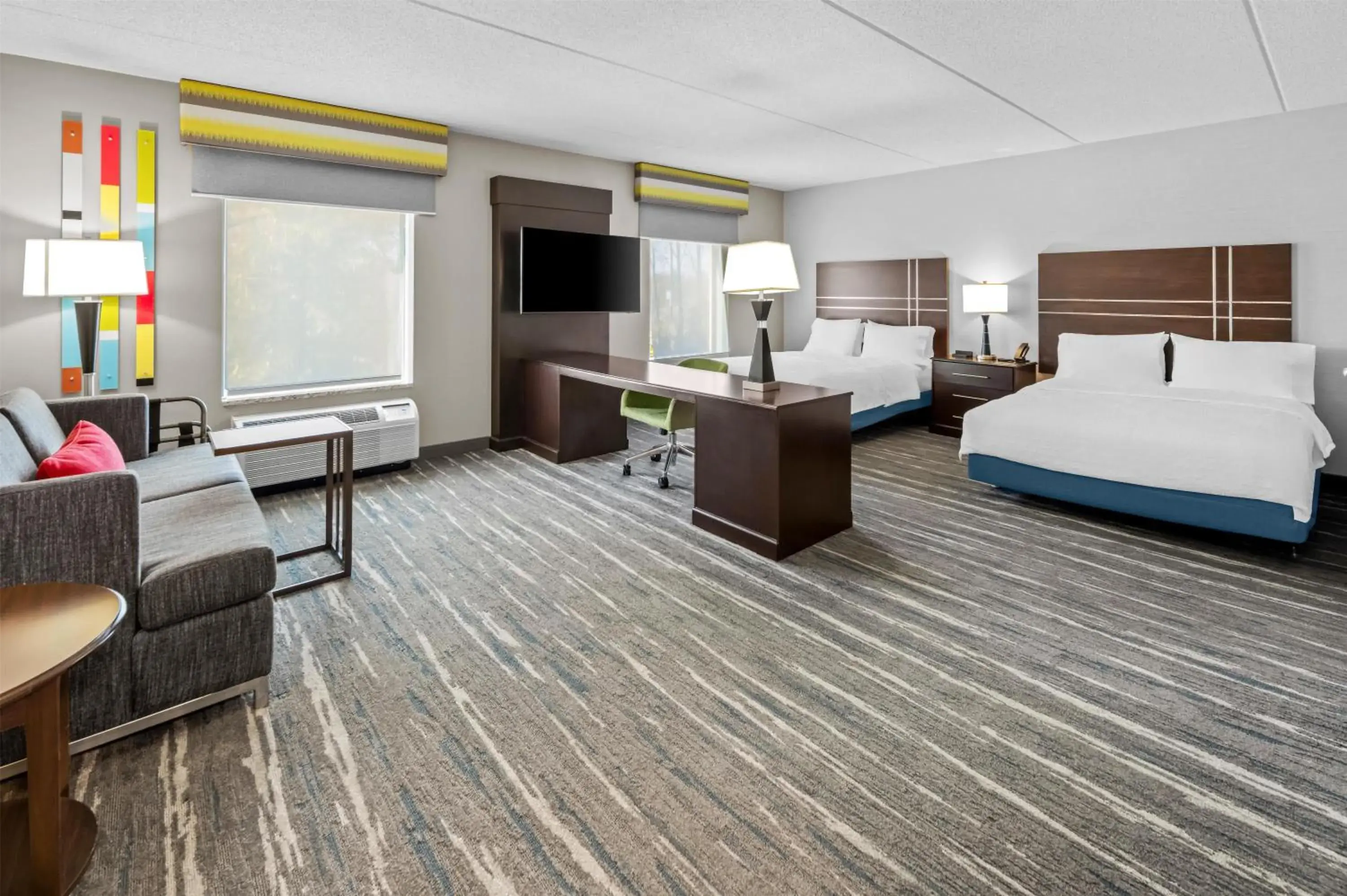 Bed in Hampton Inn and Suites Camp Springs Bed in Hampton Inn and Suites Camp Springs