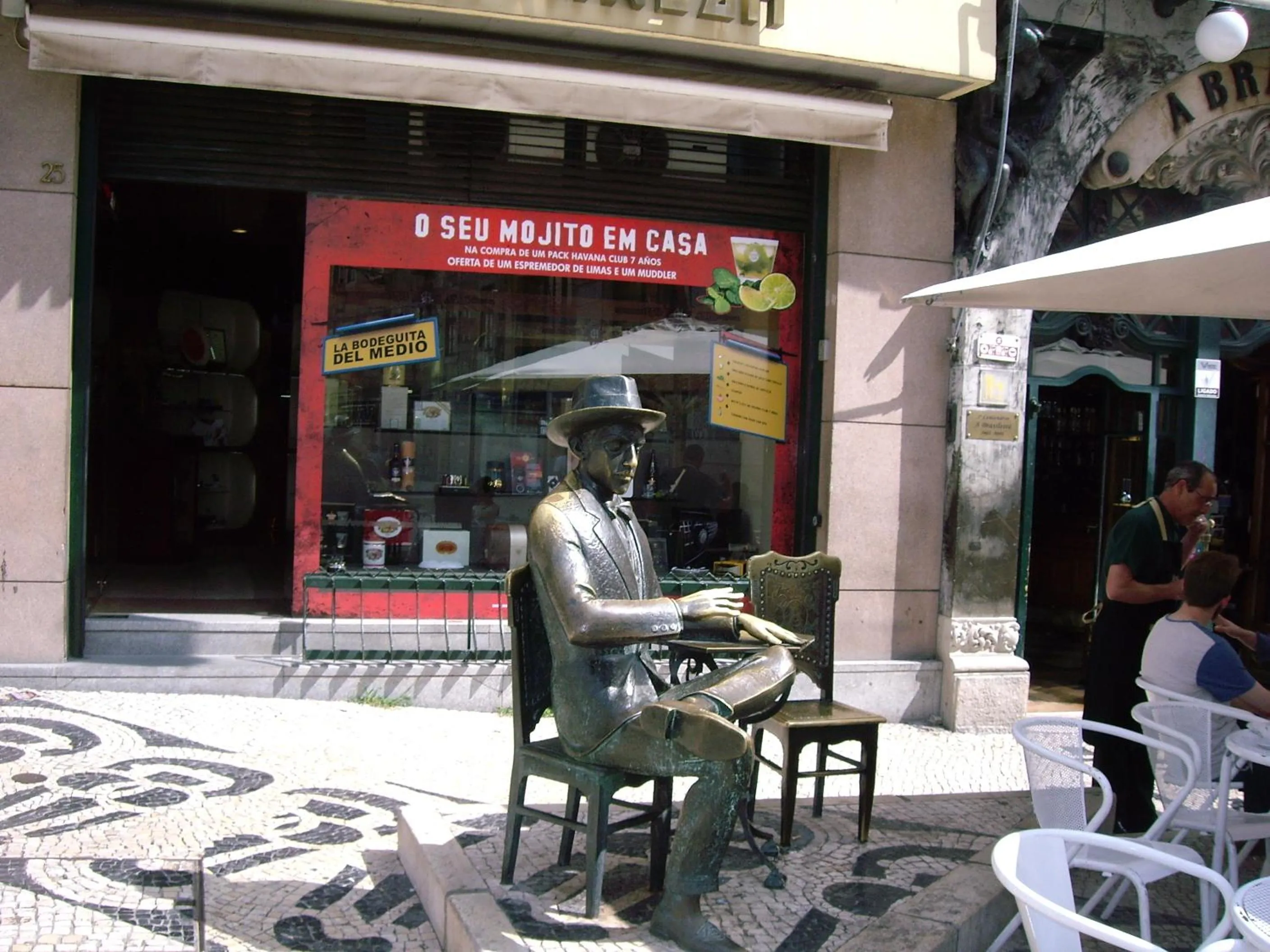 Area and facilities in Residencial Camoes