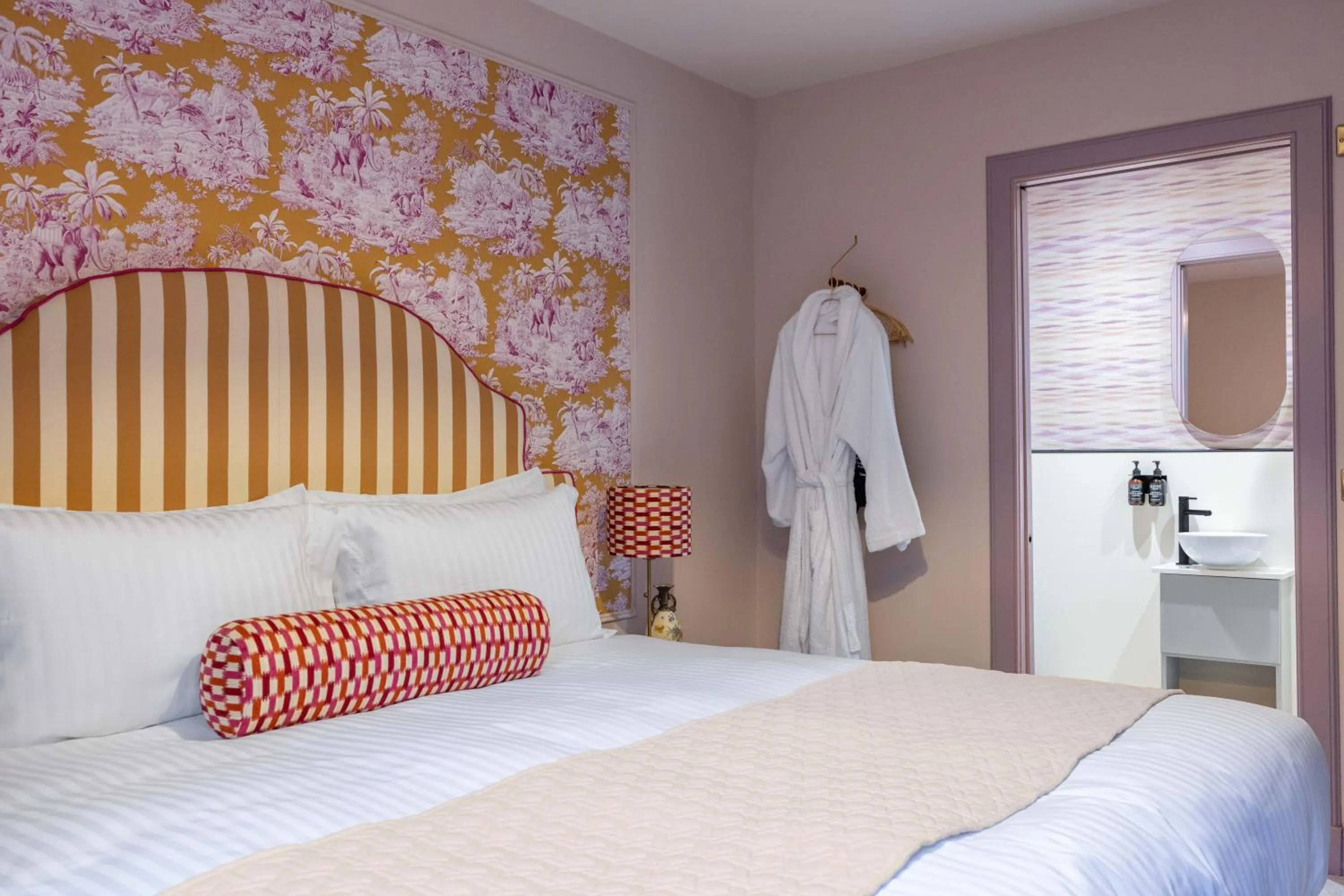 Bed in Eleven Stafford Street Townhouse