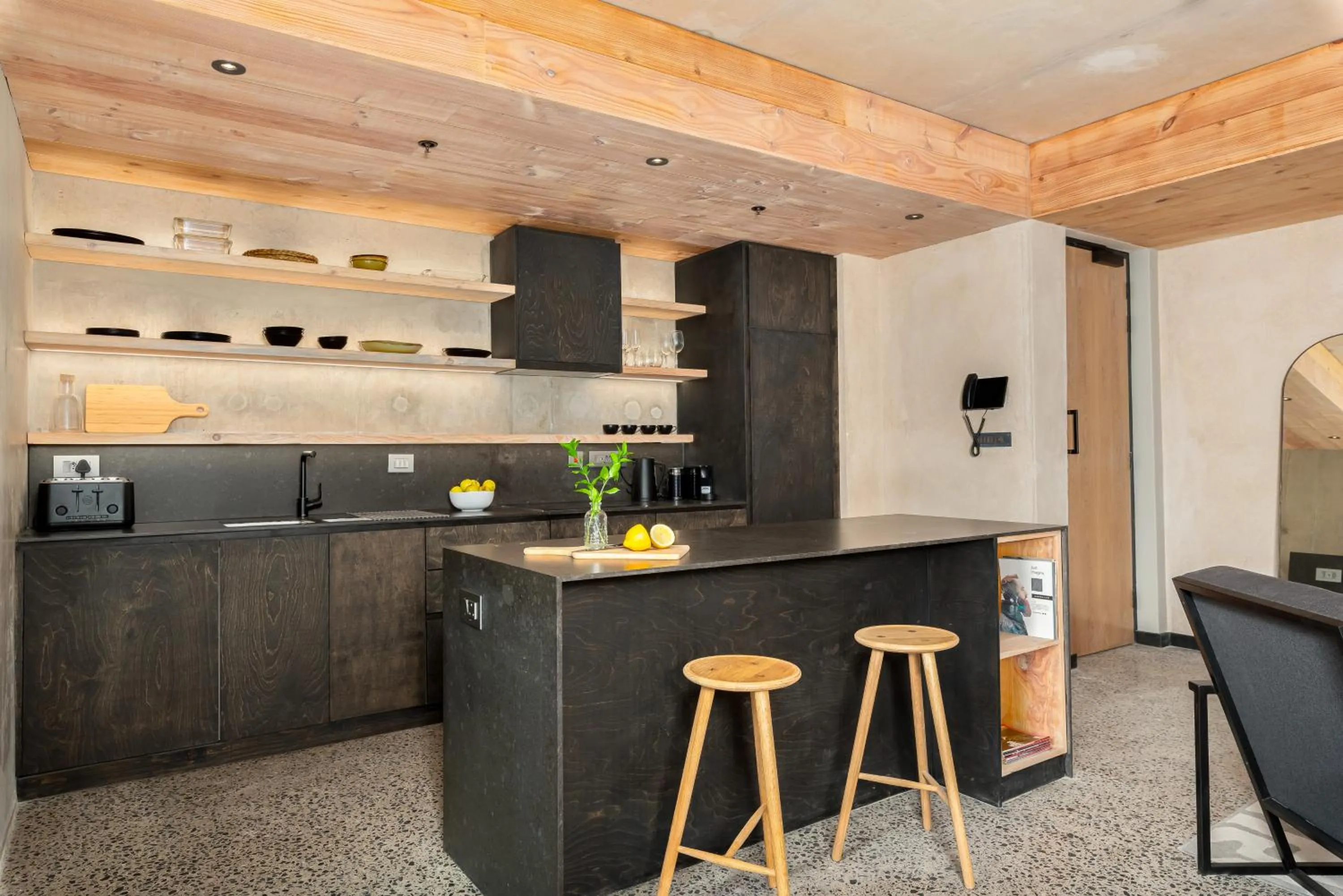 Coffee/tea facilities in Neighbourgood 84 Harrington