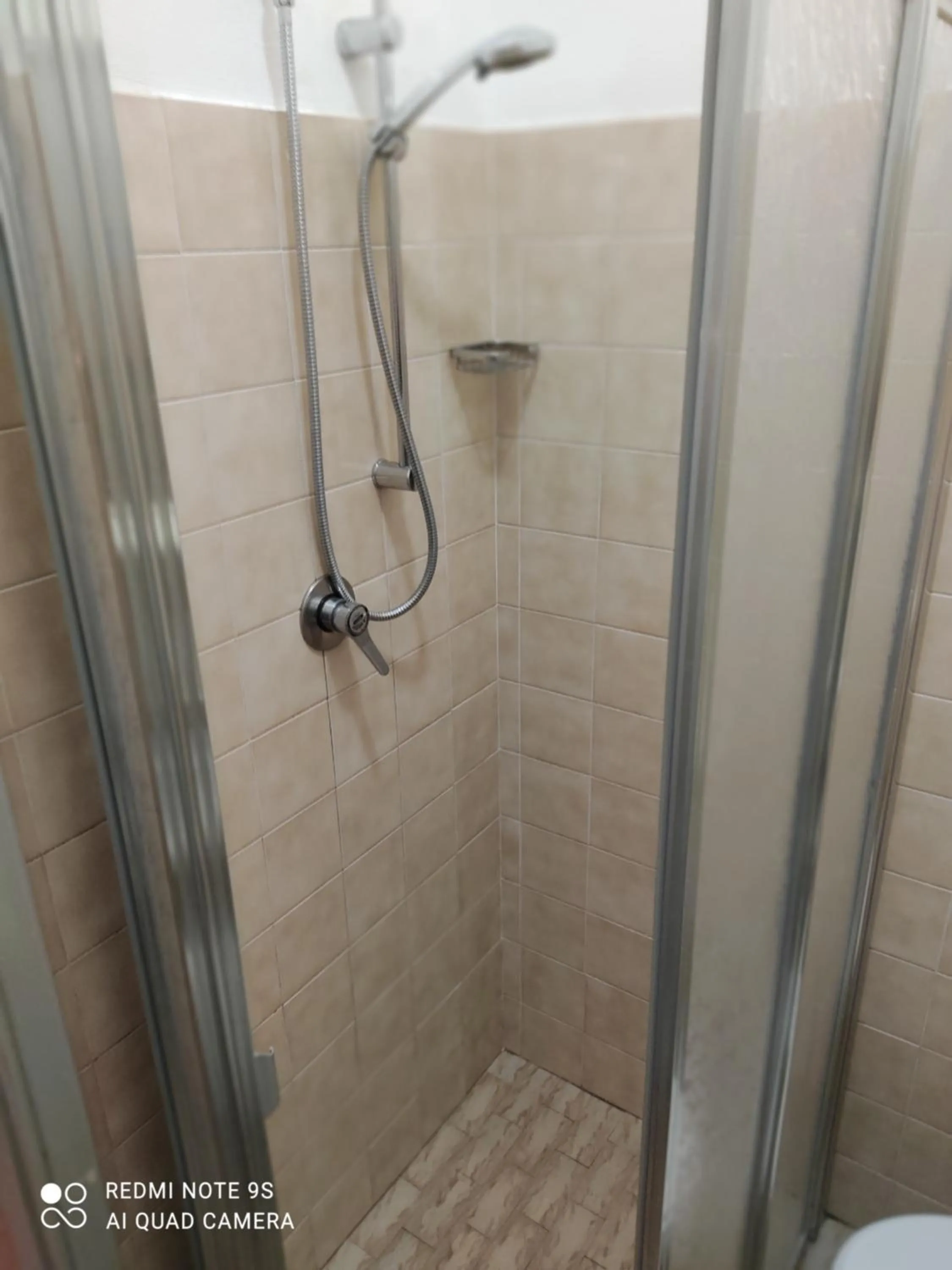 Shower in Kristalex Pet Family Hotel