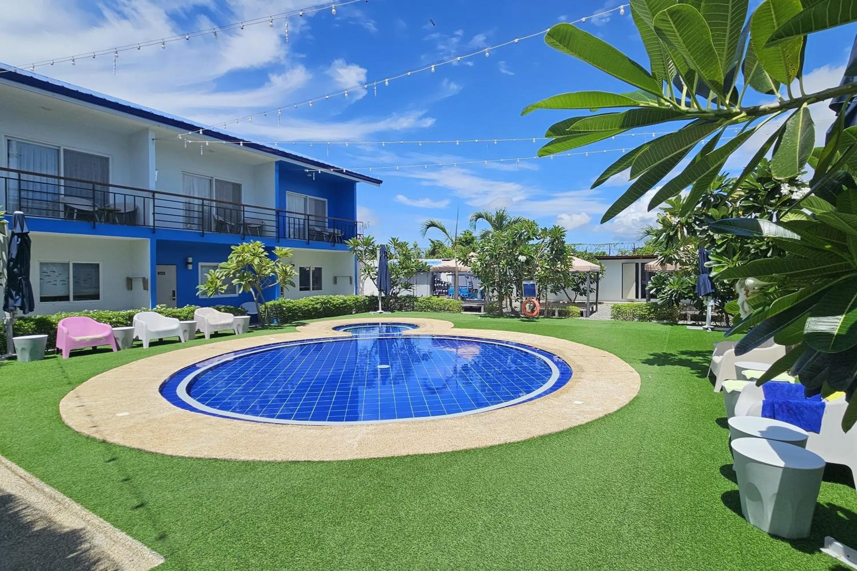 Swimming pool in Casa Blu Hotel & Resort