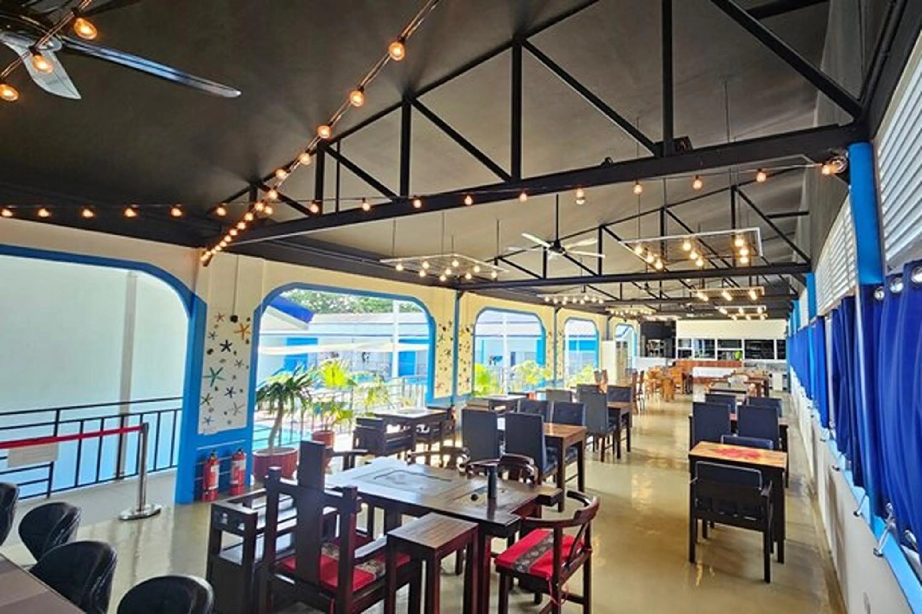 Restaurant/places to eat in Casa Blu Hotel & Resort