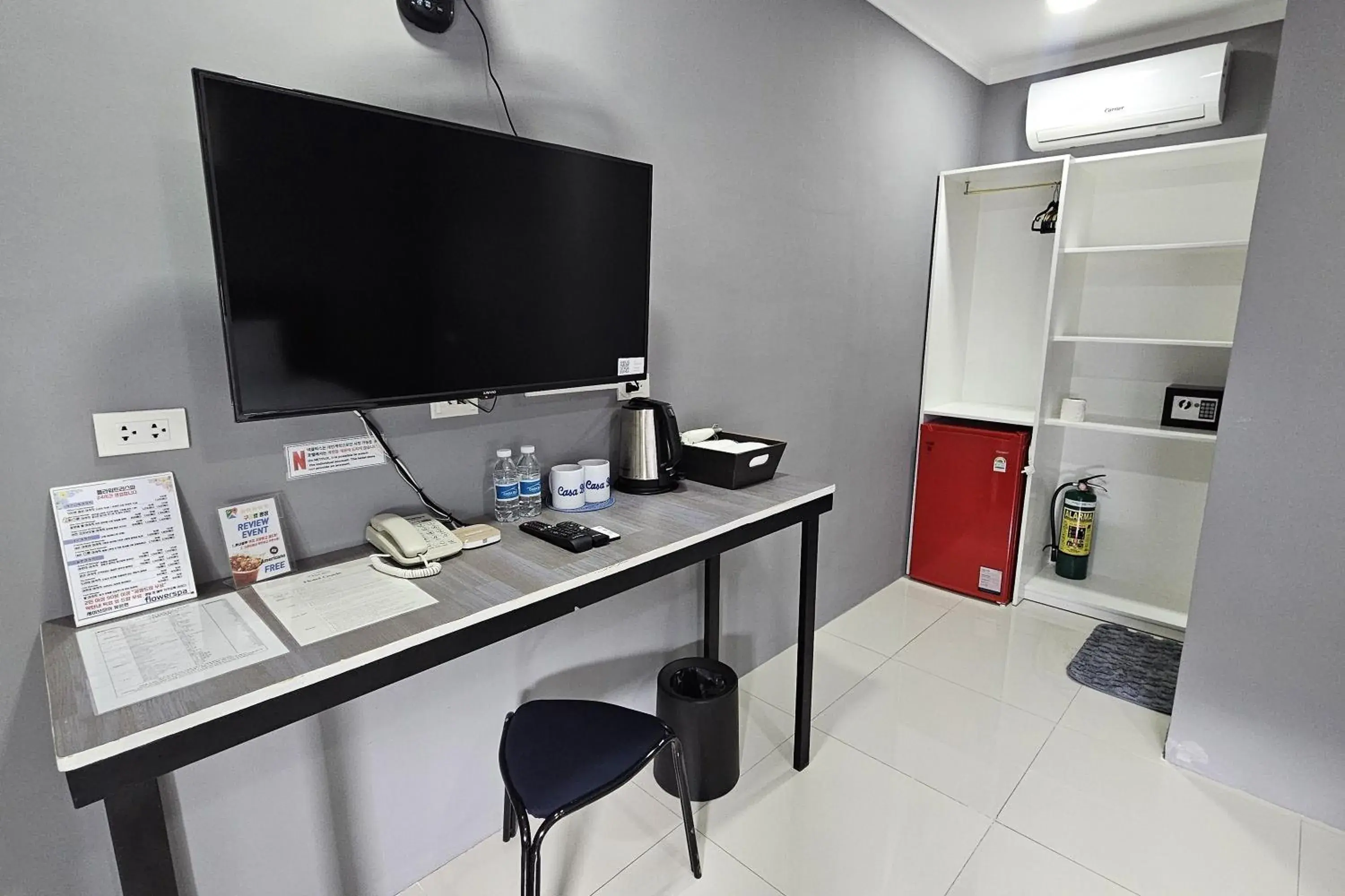 Bedroom in Casa Blu Hotel & Resort Bedroom in Casa Blu Hotel & Resort