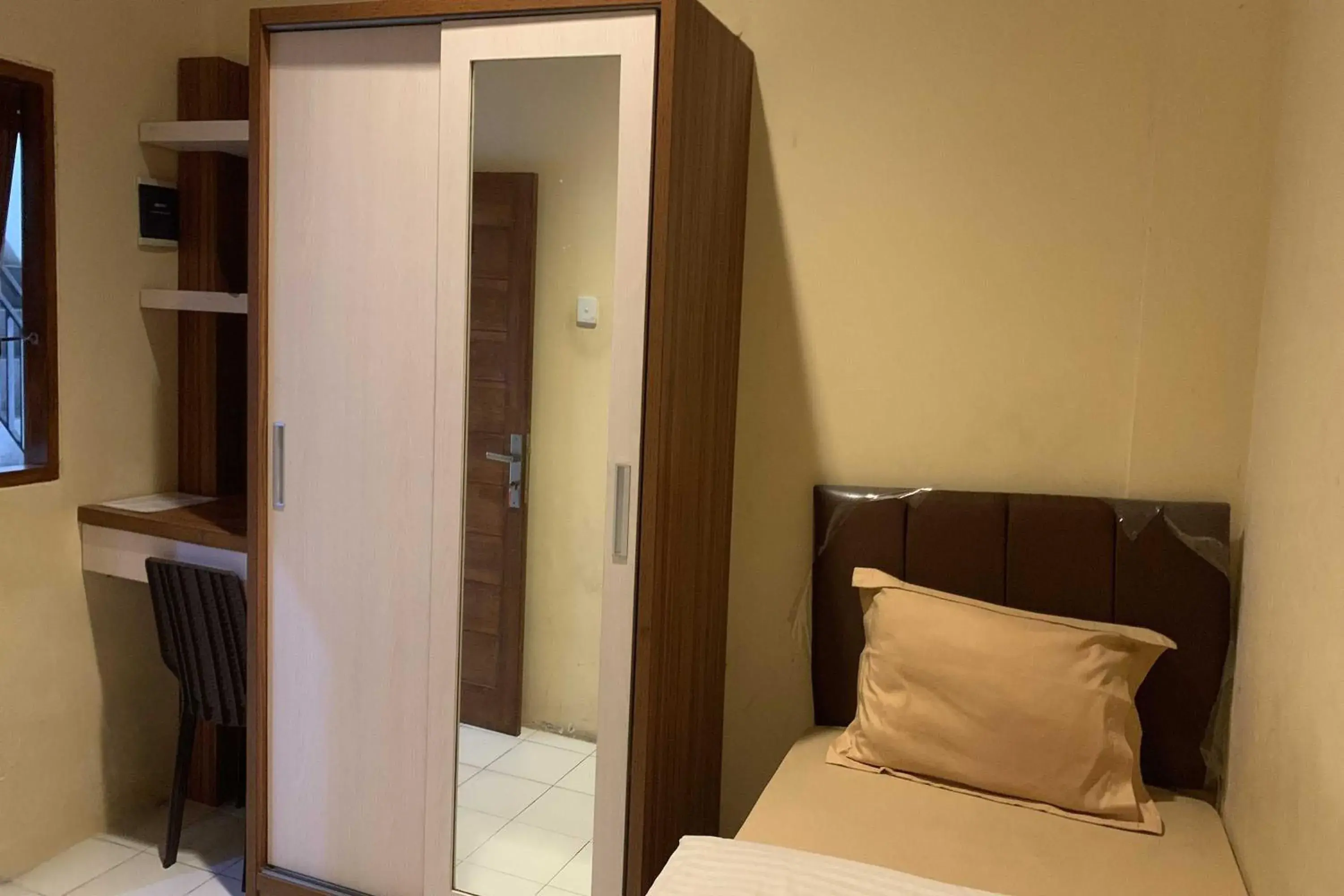 Photo of the whole room, Bed in Residence 21 Syariah Photo of the whole room, Bed in Residence 21 Syariah