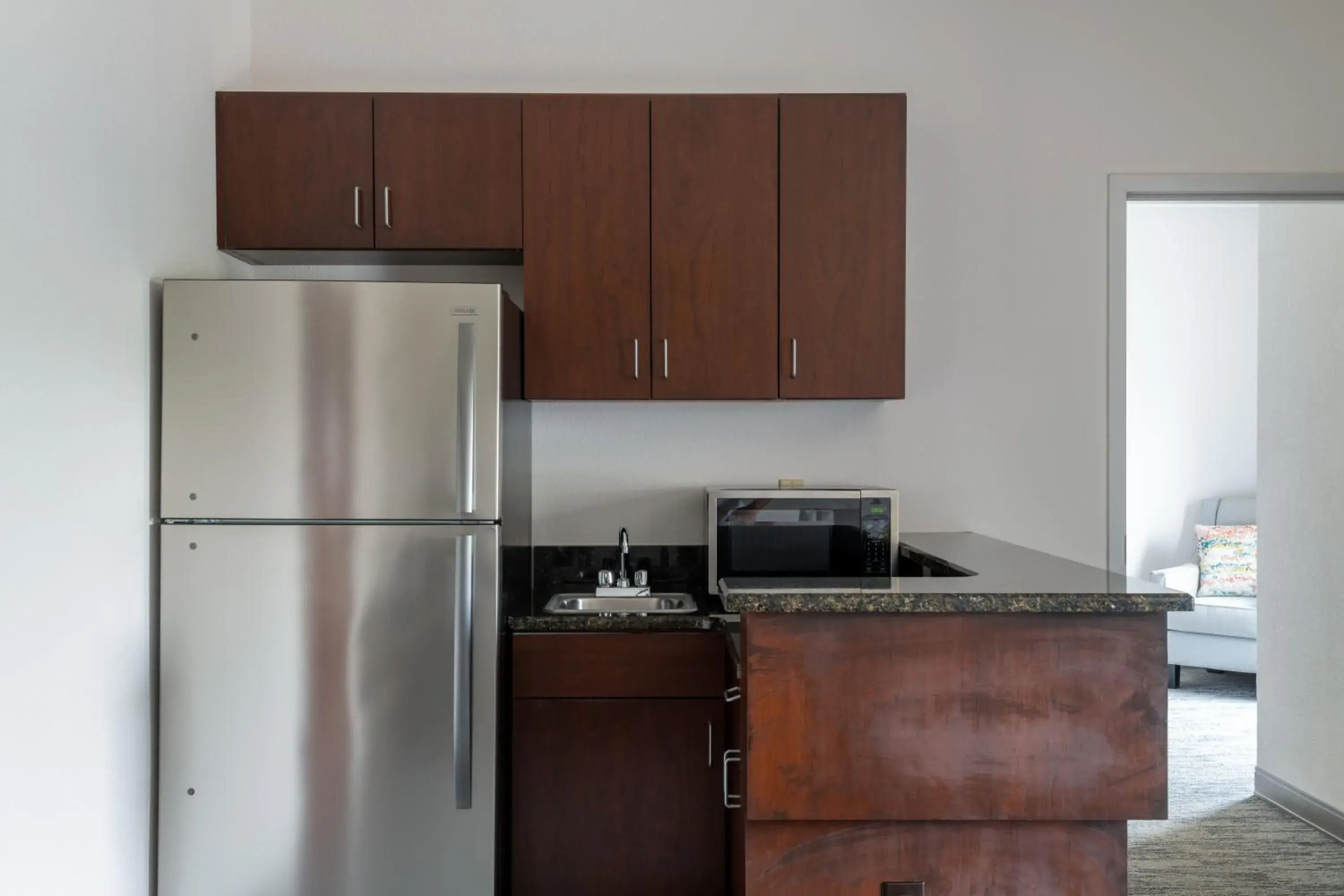 One-Bedroom King Suite with Mobility/Hearing Access and Roll-In Shower, No Smoking in TRYP by Wyndham Tallahassee North I-10 Capital Circle One-Bedroom King Suite with Mobility/Hearing Access and Roll-In Shower, No Smoking in TRYP by Wyndham Tallahassee North I-10 Capital Circle