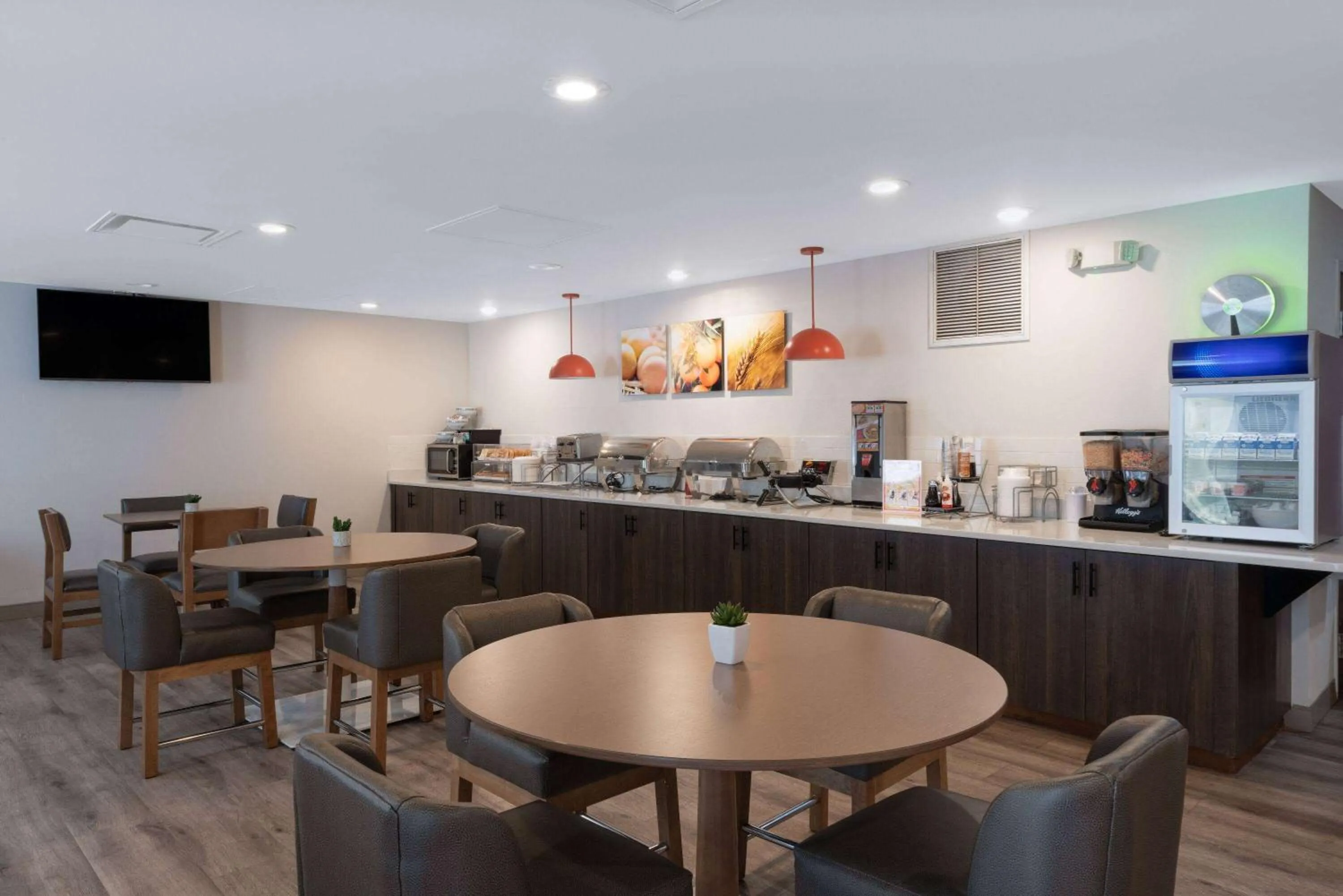 Breakfast in TRYP by Wyndham Tallahassee North I-10 Capital Circle