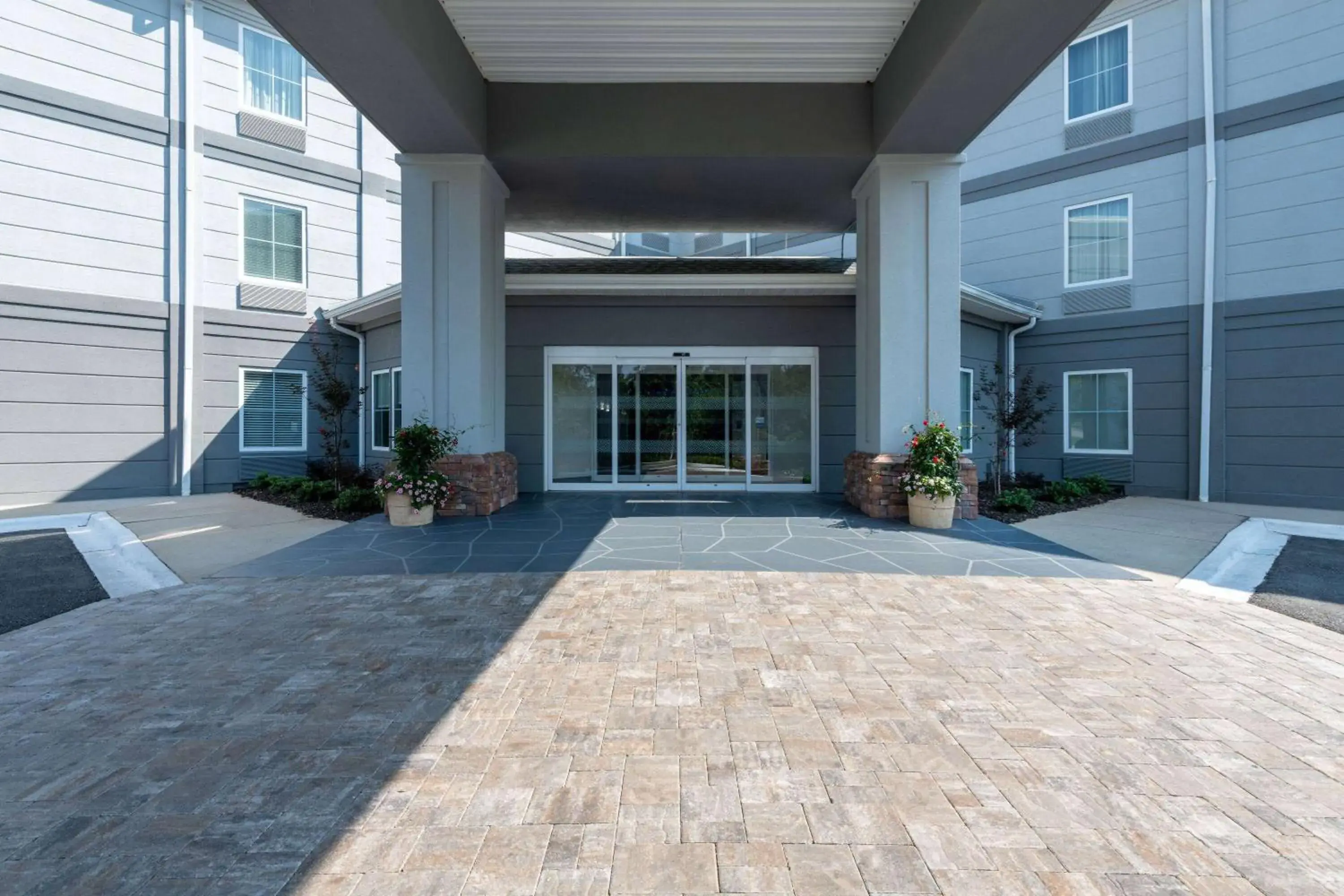 Property building in TRYP by Wyndham Tallahassee North I-10 Capital Circle Property building in TRYP by Wyndham Tallahassee North I-10 Capital Circle
