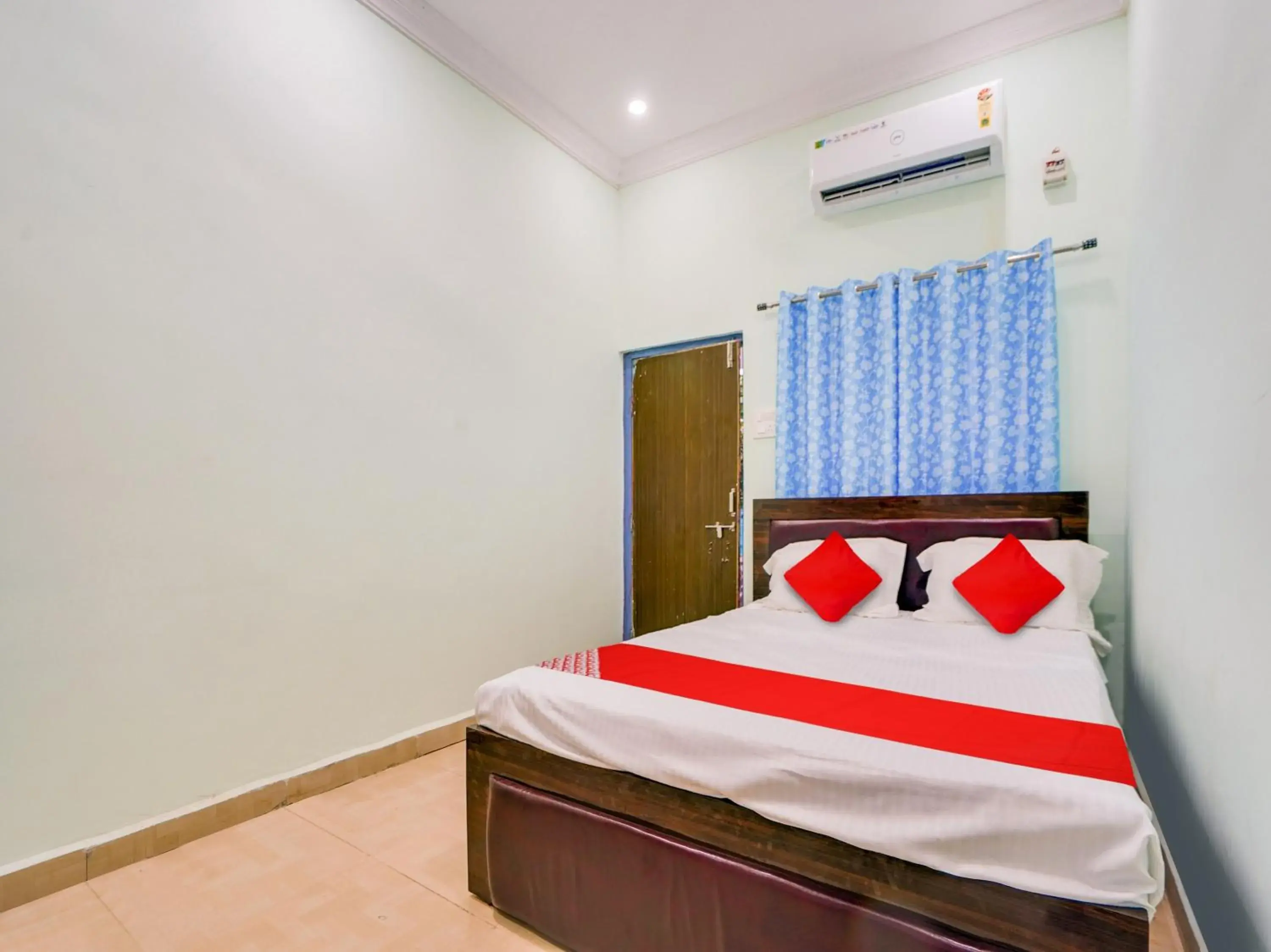 Bedroom, Bed in Hotel O Kanha Bedroom, Bed in Hotel O Kanha