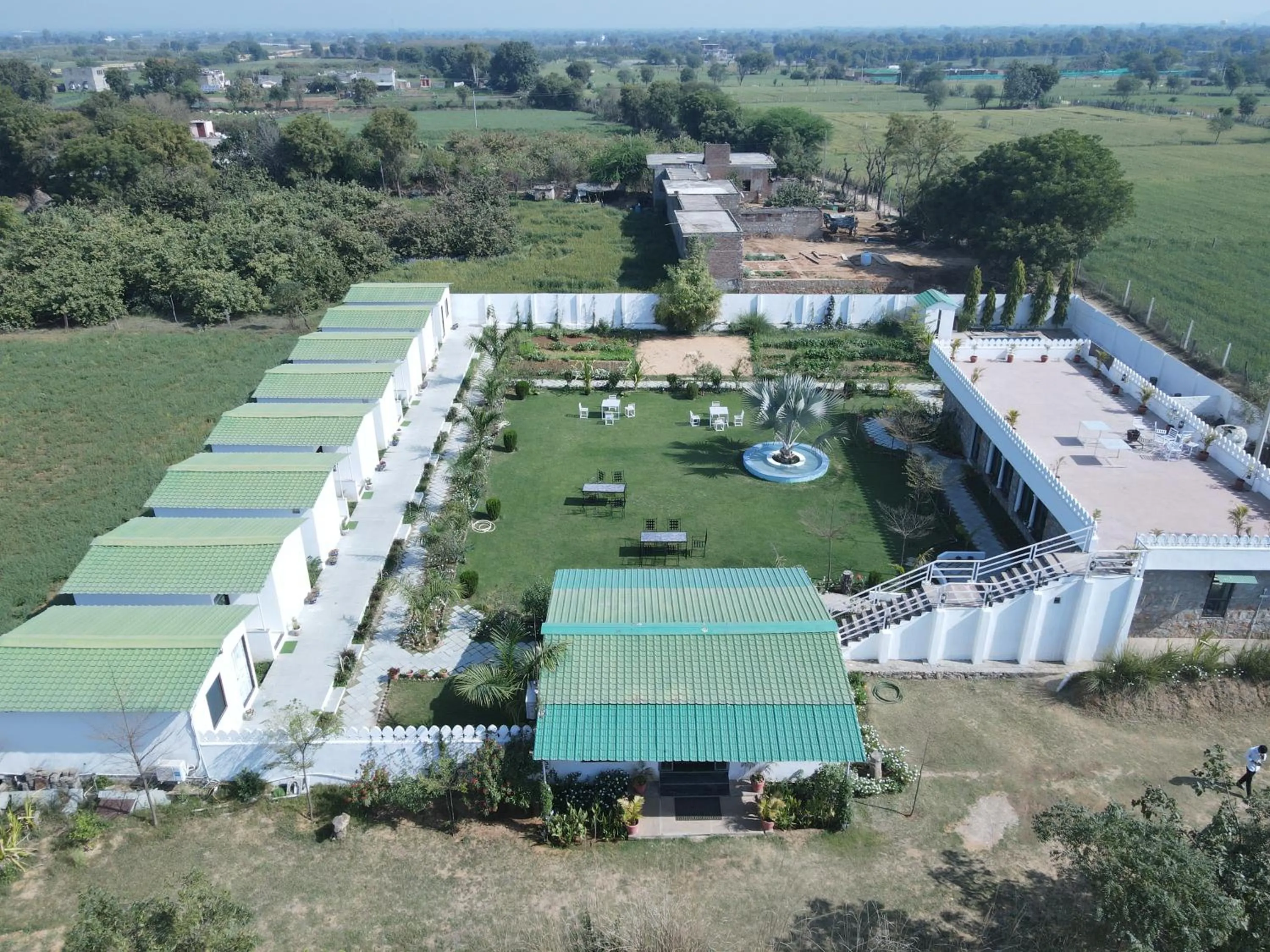 Restaurant/places to eat in The castle crown - Hem Vilas Resort Ranthambhore