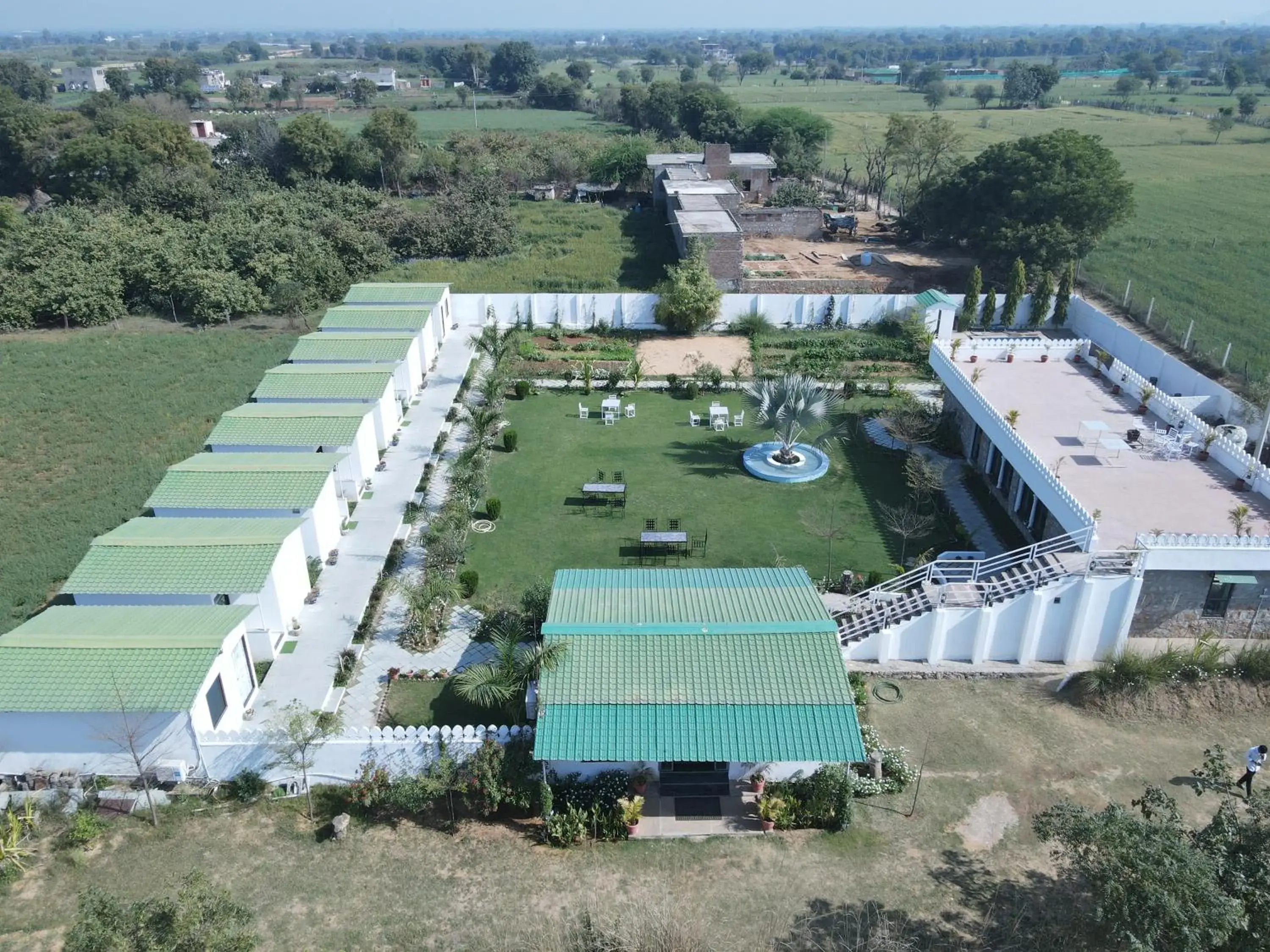 Restaurant/places to eat in The castle crown - Hem Vilas Resort Ranthambhore Restaurant/places to eat in The castle crown - Hem Vilas Resort Ranthambhore