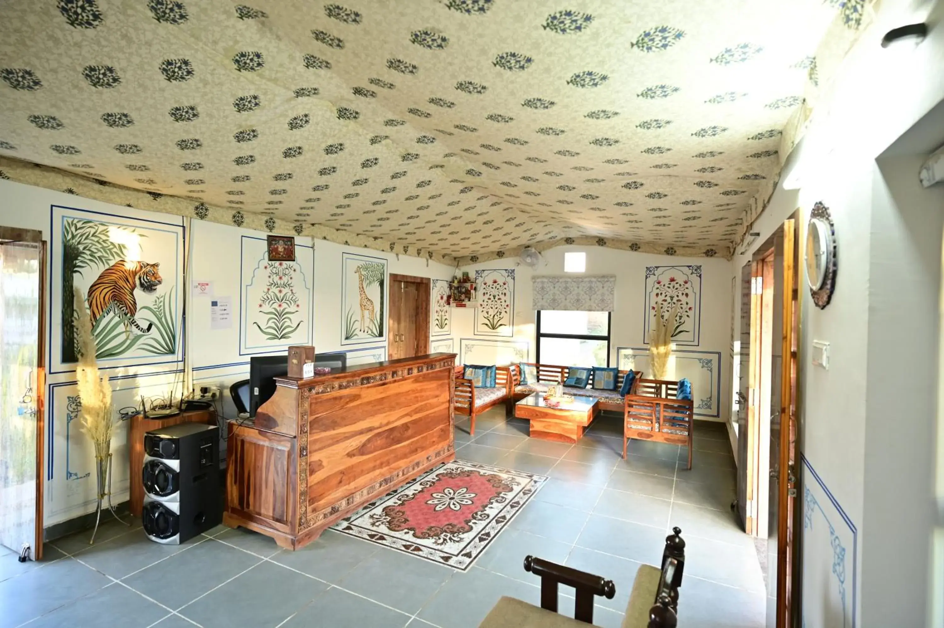 Lobby or reception in The castle crown - Hem Vilas Resort Ranthambhore Lobby or reception in The castle crown - Hem Vilas Resort Ranthambhore