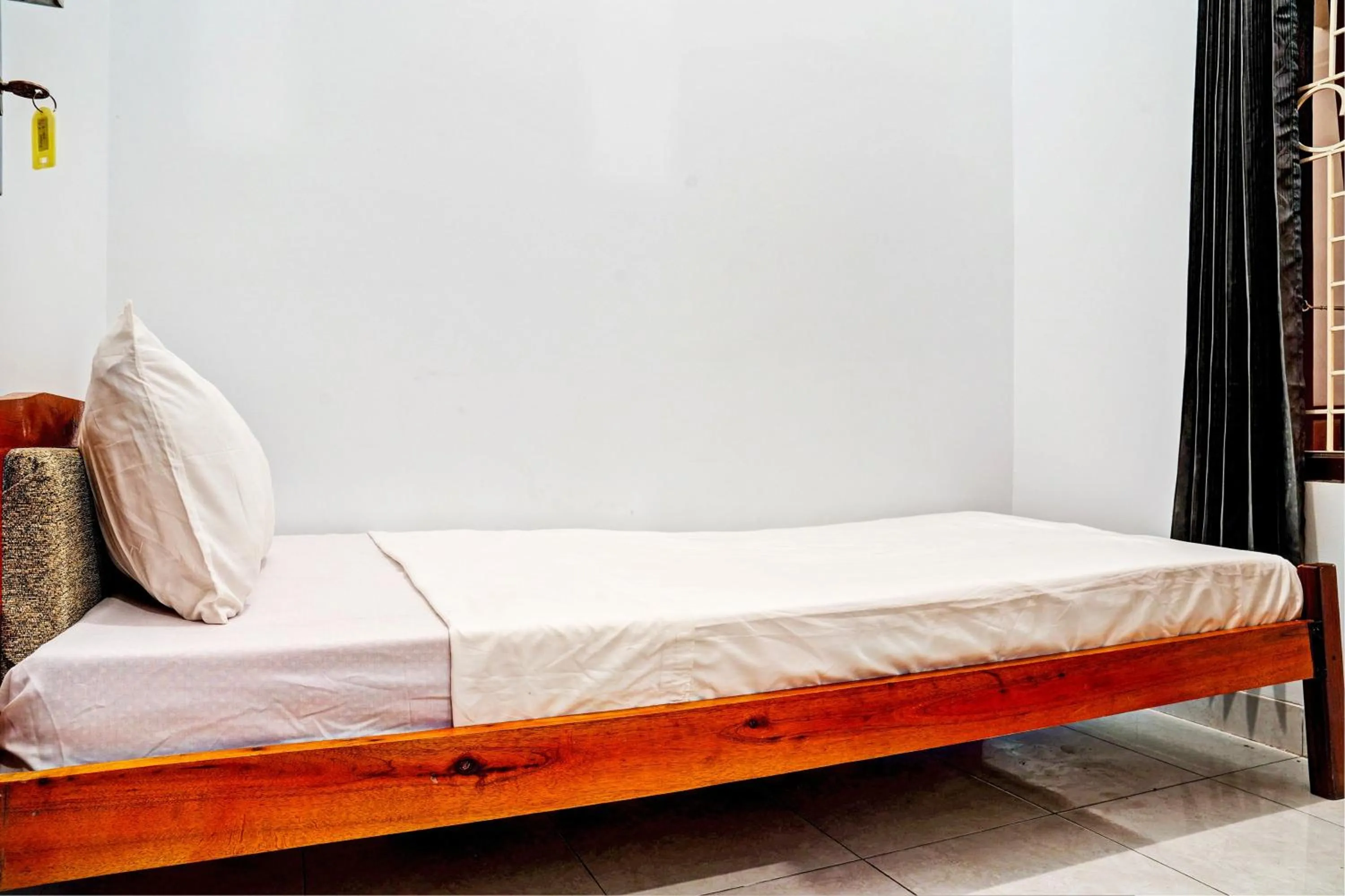 Bedroom in Hotel O Penginapan Hj Lilis 2 Syariah