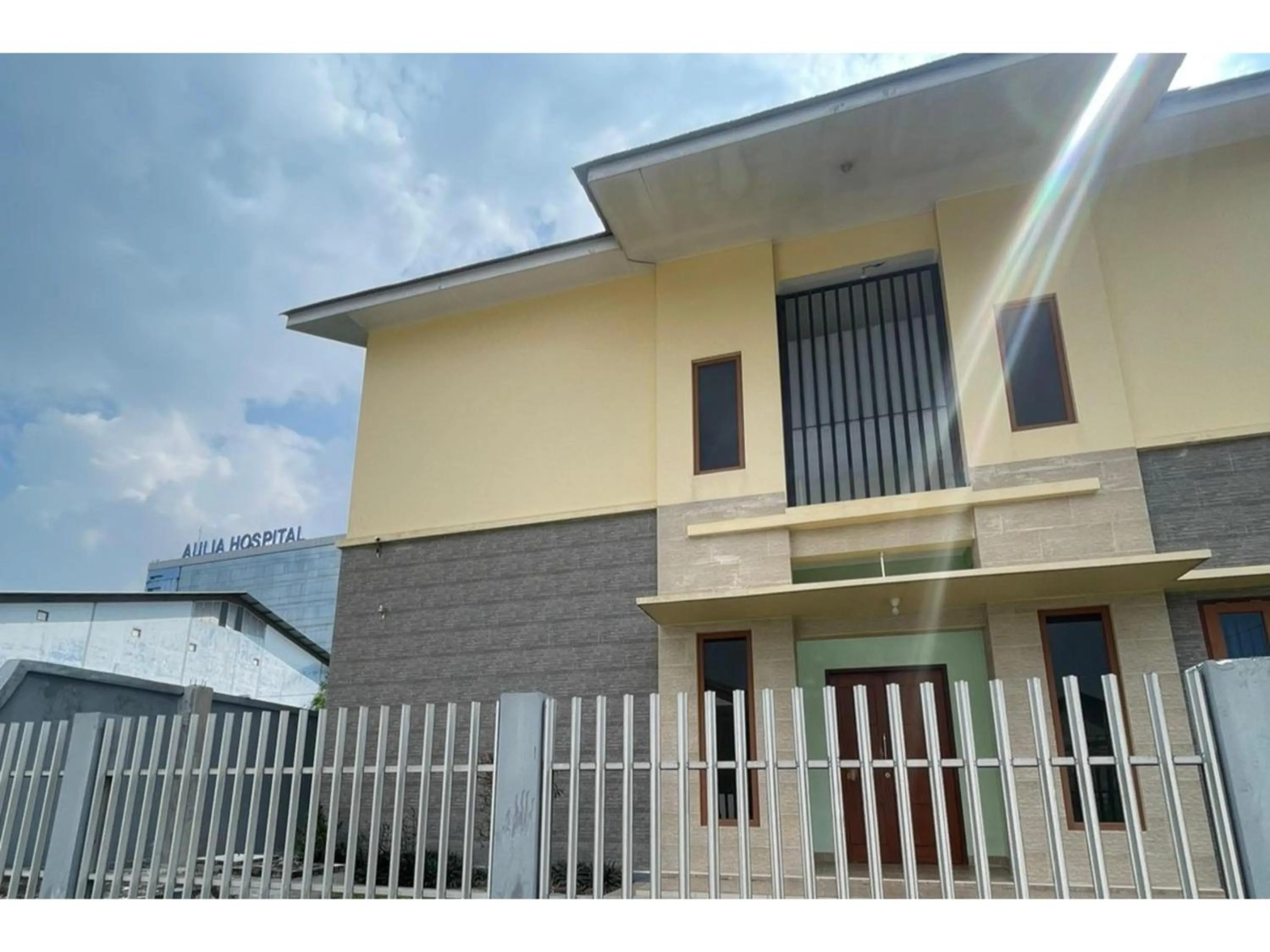 Property building in Hotel O Lona Guest House SyariahNearScience Park Universitas Riau