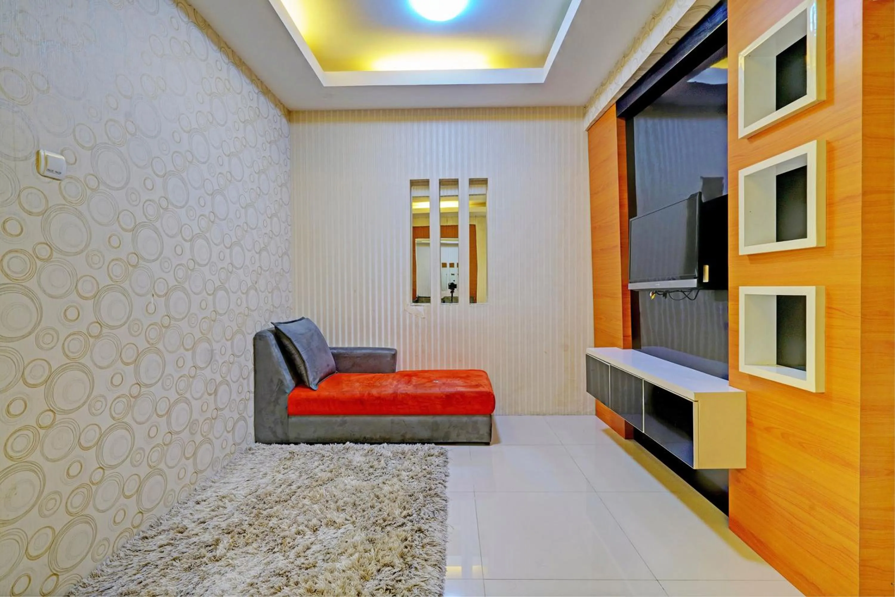 Bedroom in OYO 93352 Apartement Gateway Cicadas By Db Rent