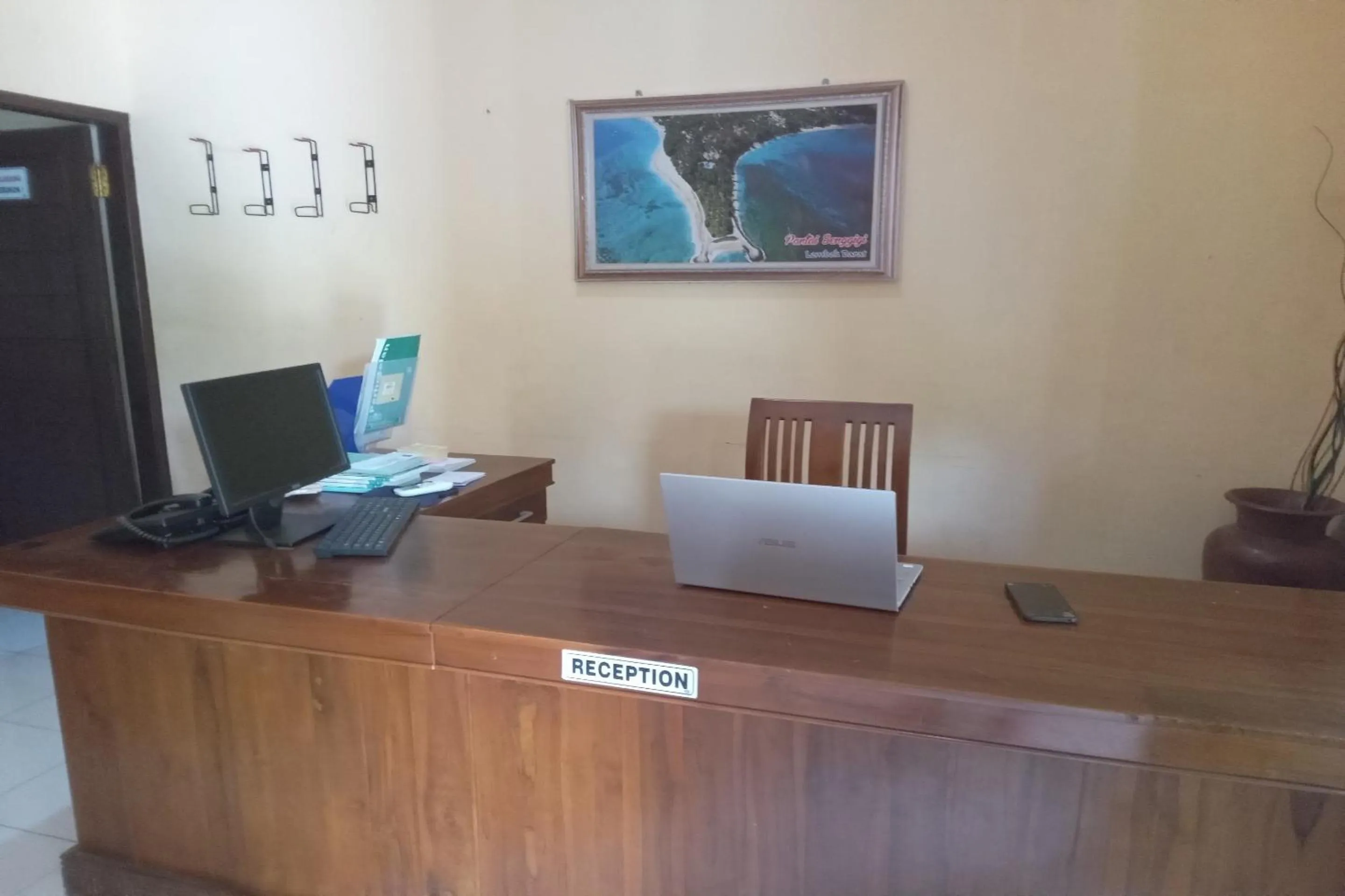 Lobby or reception in Capital O 93391 Golden Manggis Hotel Near SMKN 1 Lingsar