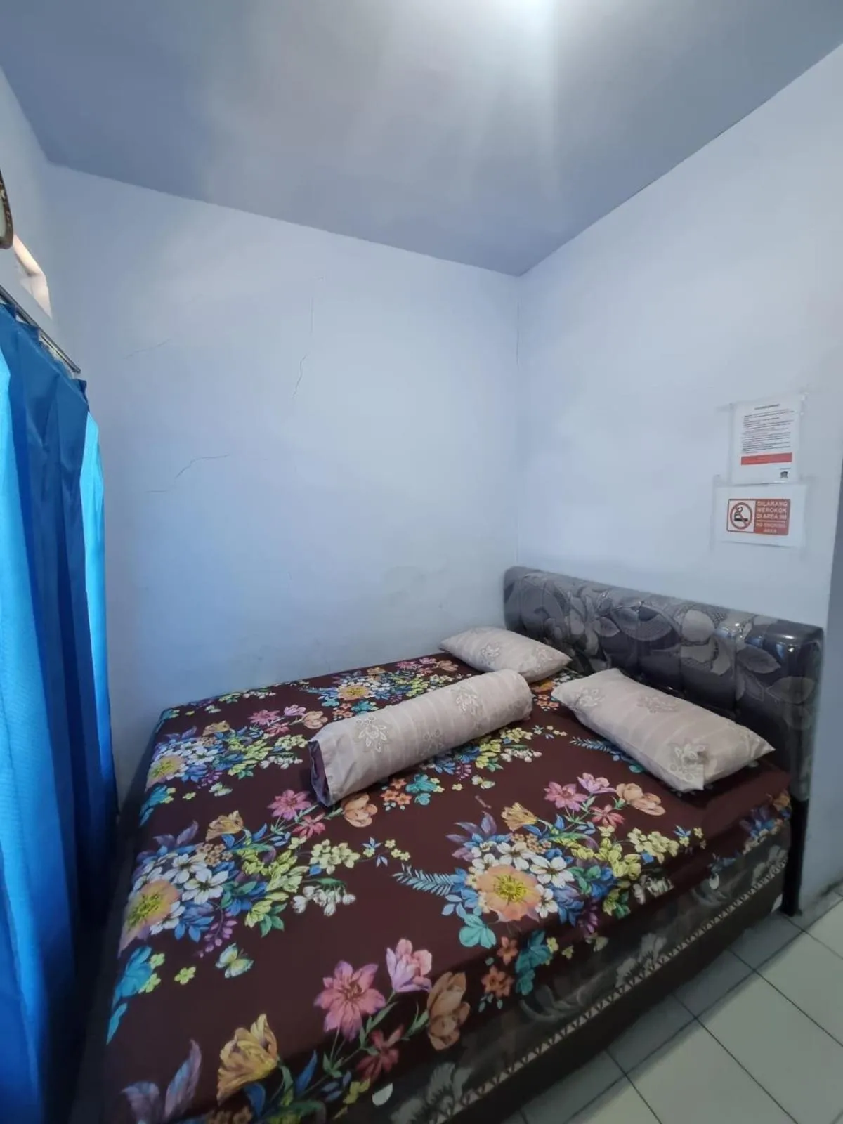 Bedroom, Bed in Hotel O New Asembagus 3