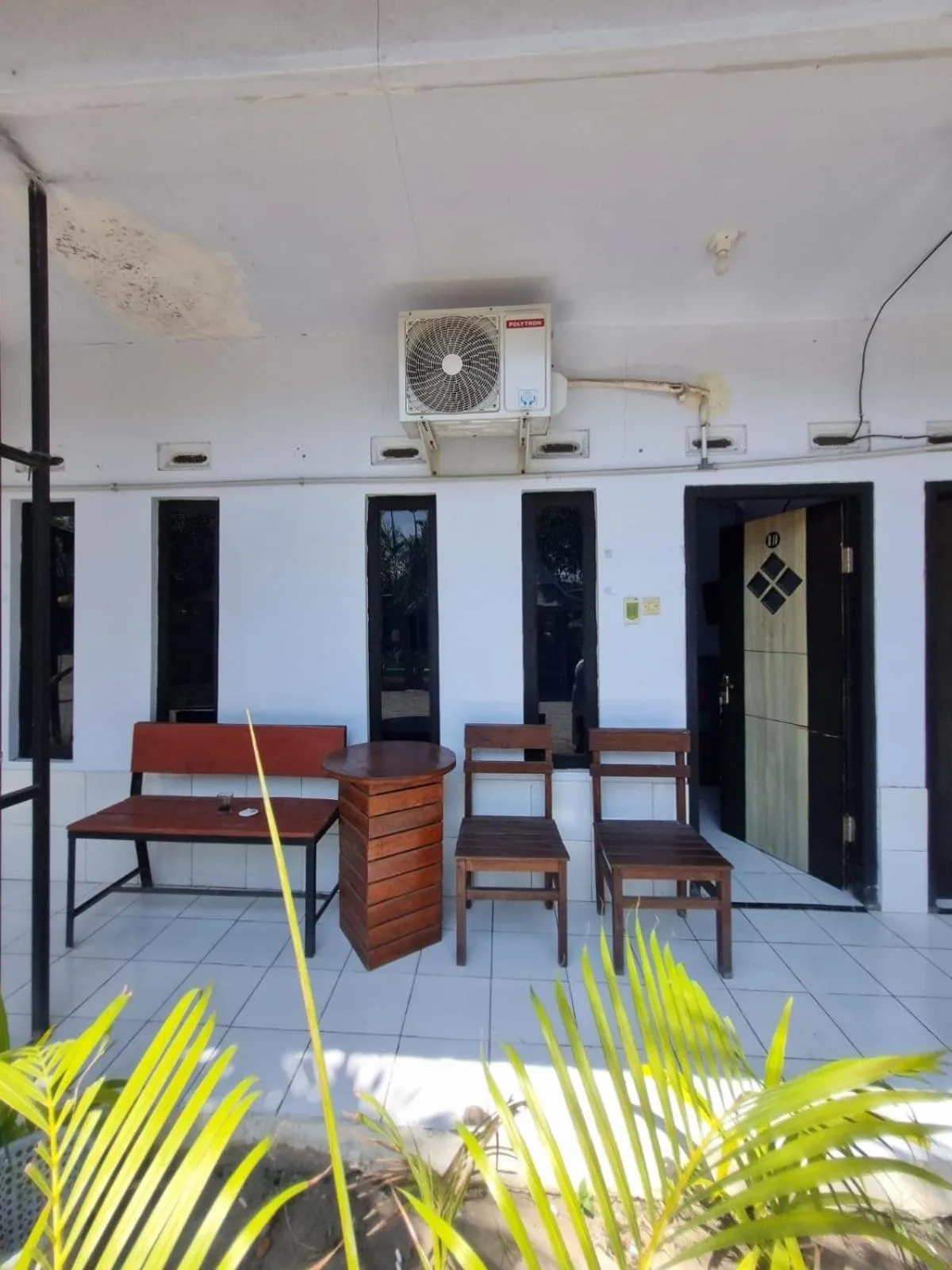 Facade/entrance in Hotel O New Asembagus 3