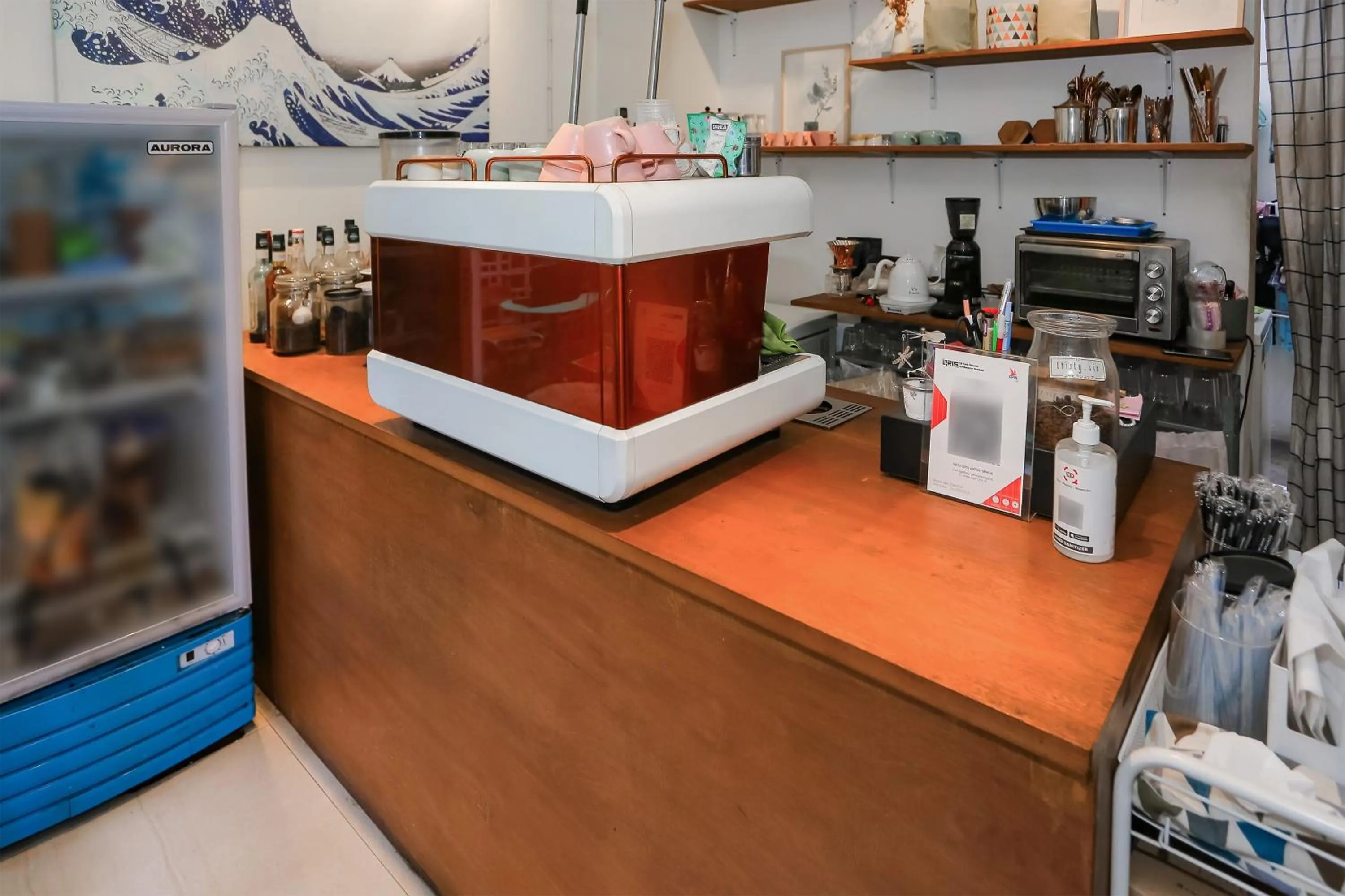 Restaurant/places to eat in OYO 93370 Lot Thirty Six