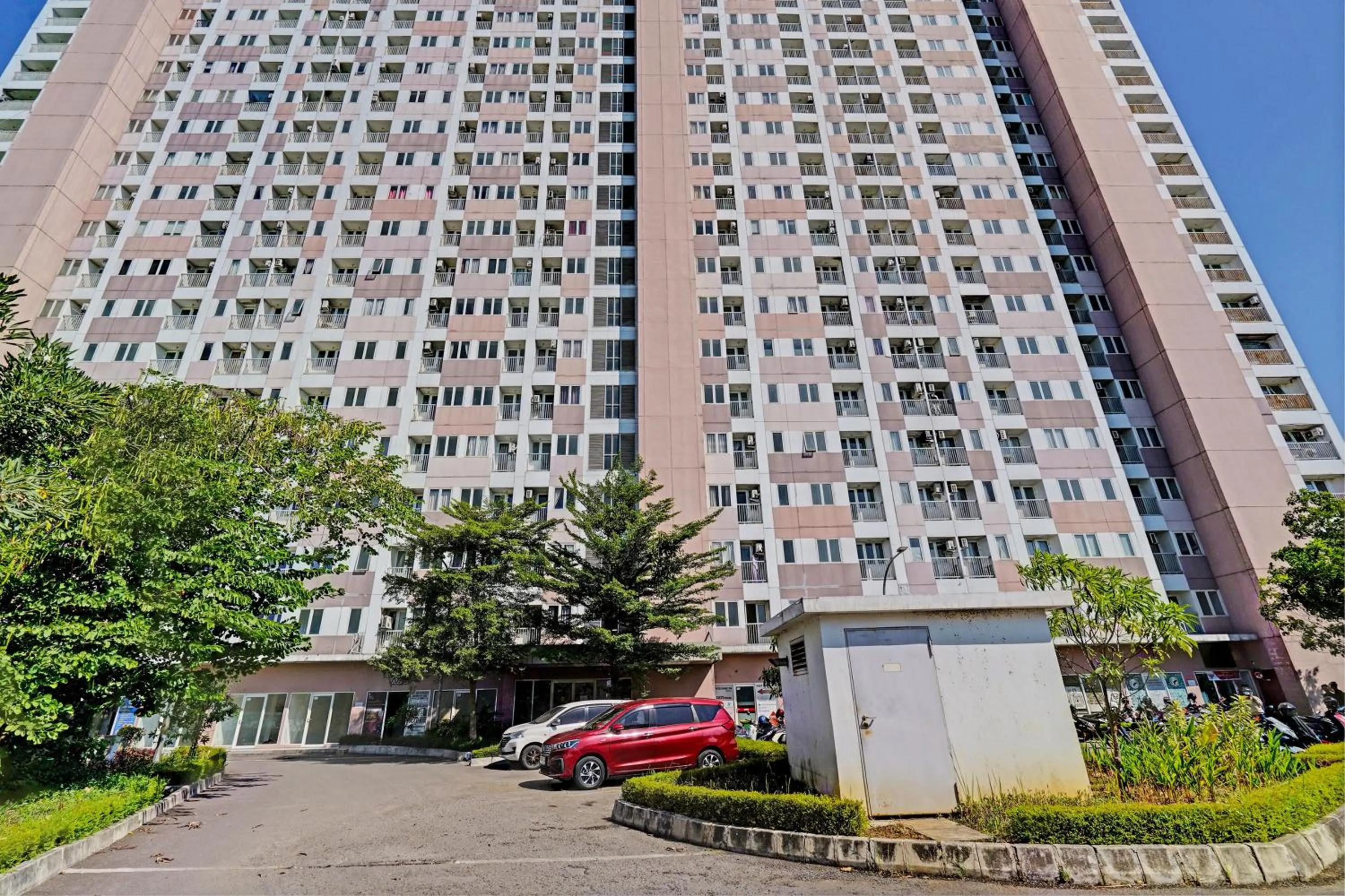 Facade/entrance in Hotel O Apartement Grand Sentraland By Rai Property