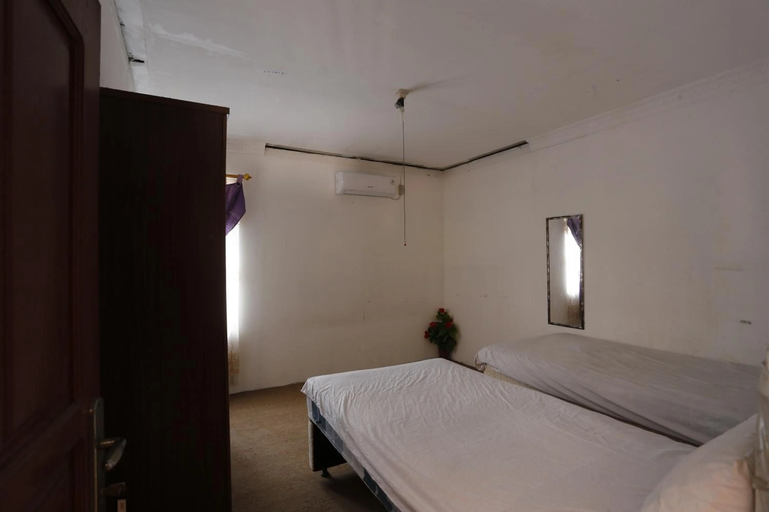 Bedroom, Bed in Hotel O Penginapan Mangkoe Barokah